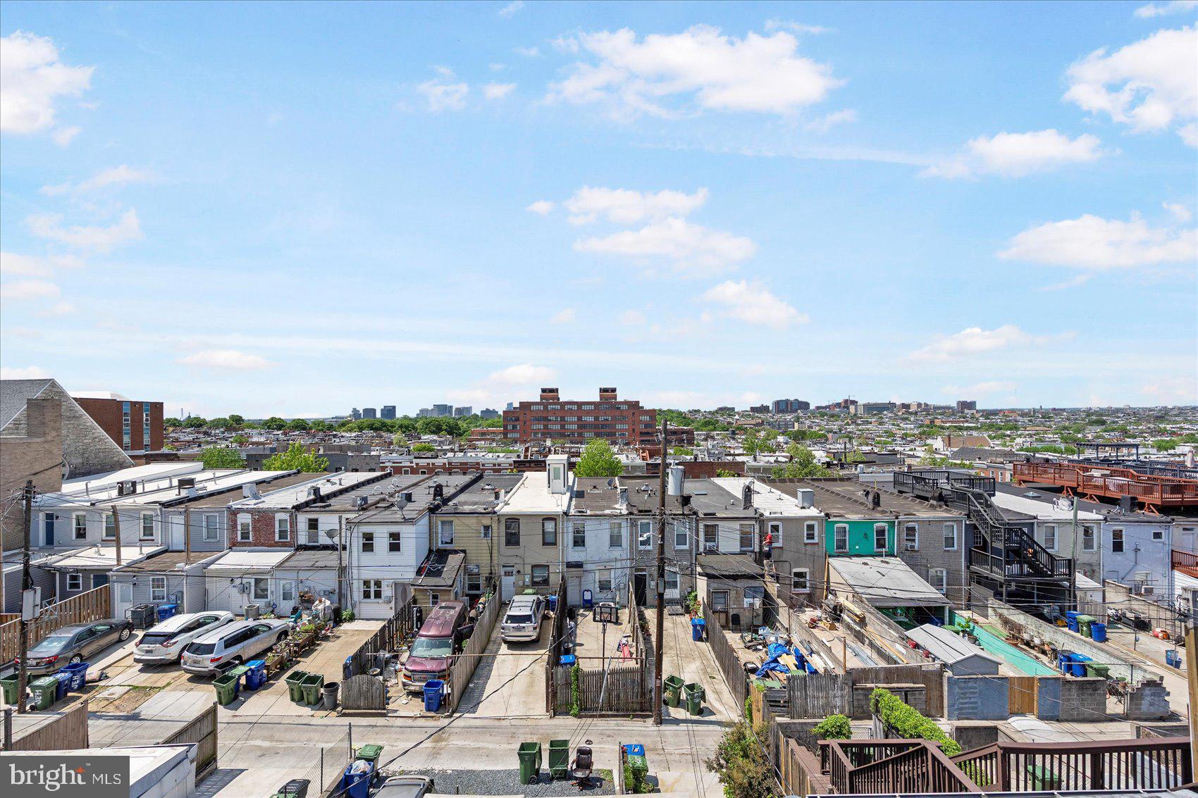 HIGHLANDTOWN - Residential