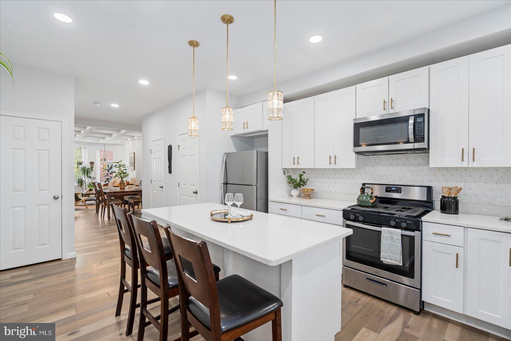 HIGHLANDTOWN - Residential