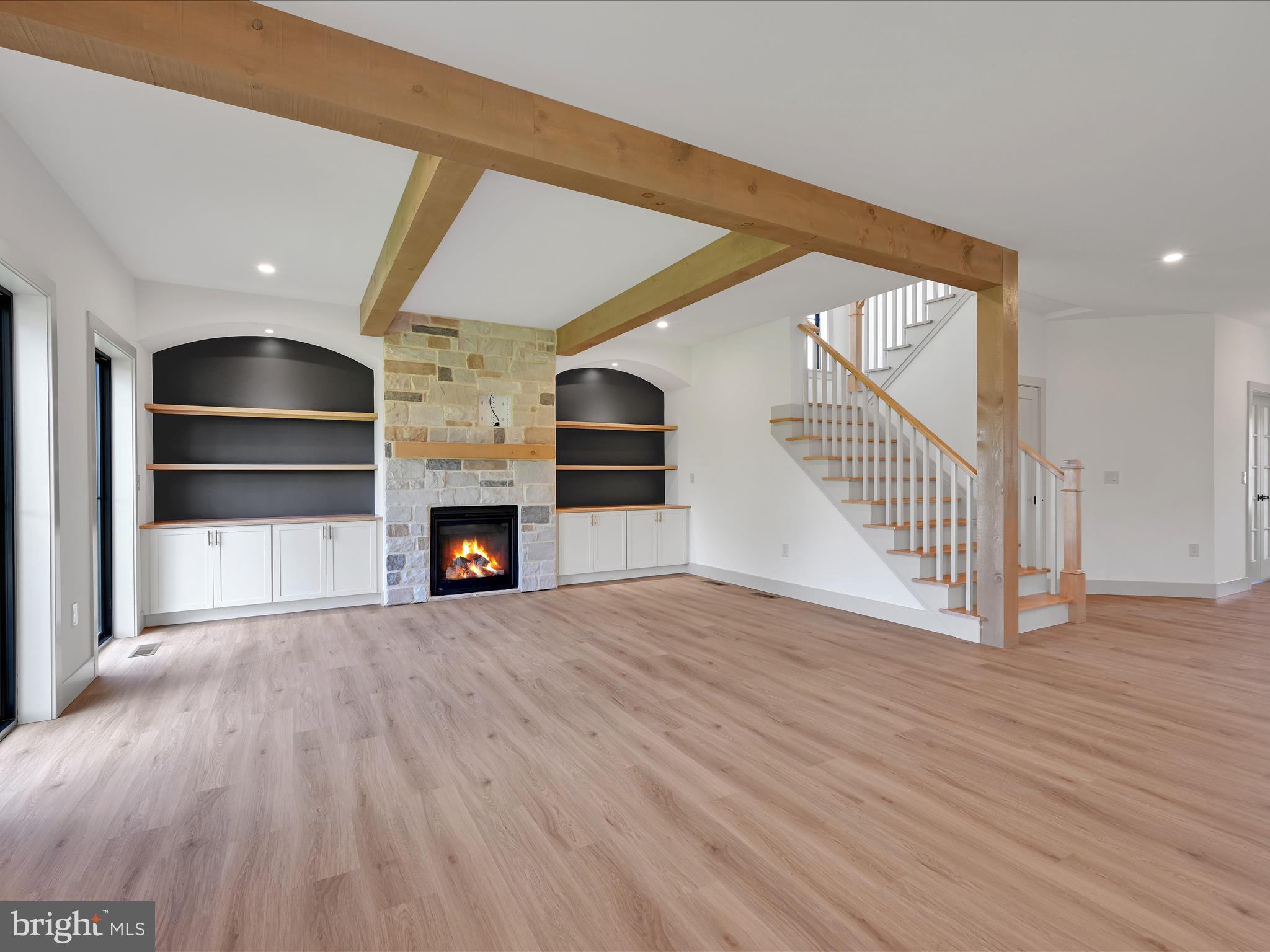 HAYDN MANOR - Residential