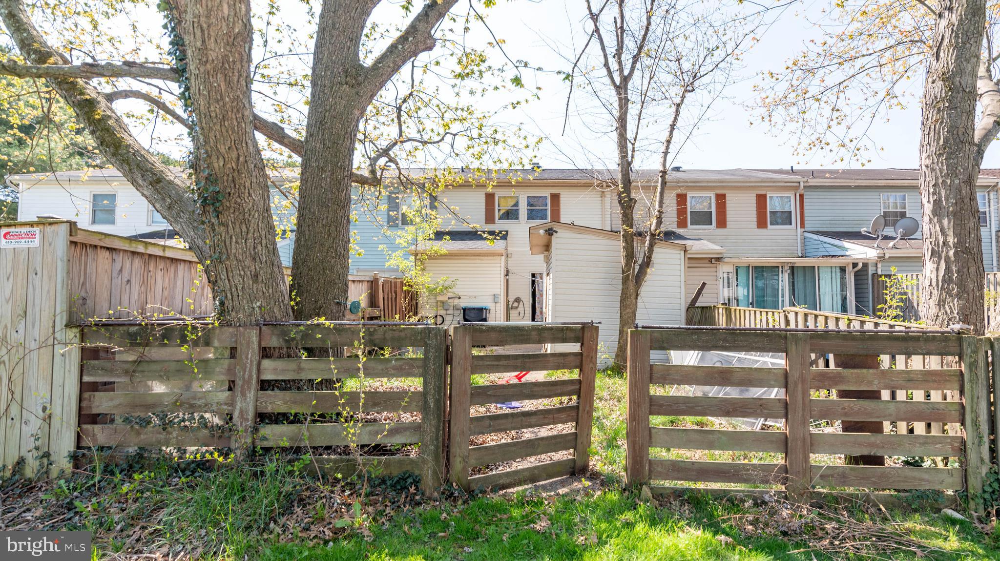 HARFORD SQUARE - Residential