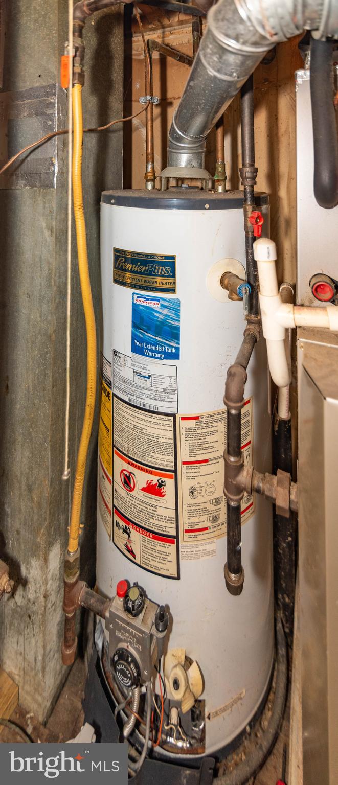 HARFORD SQUARE - Residential