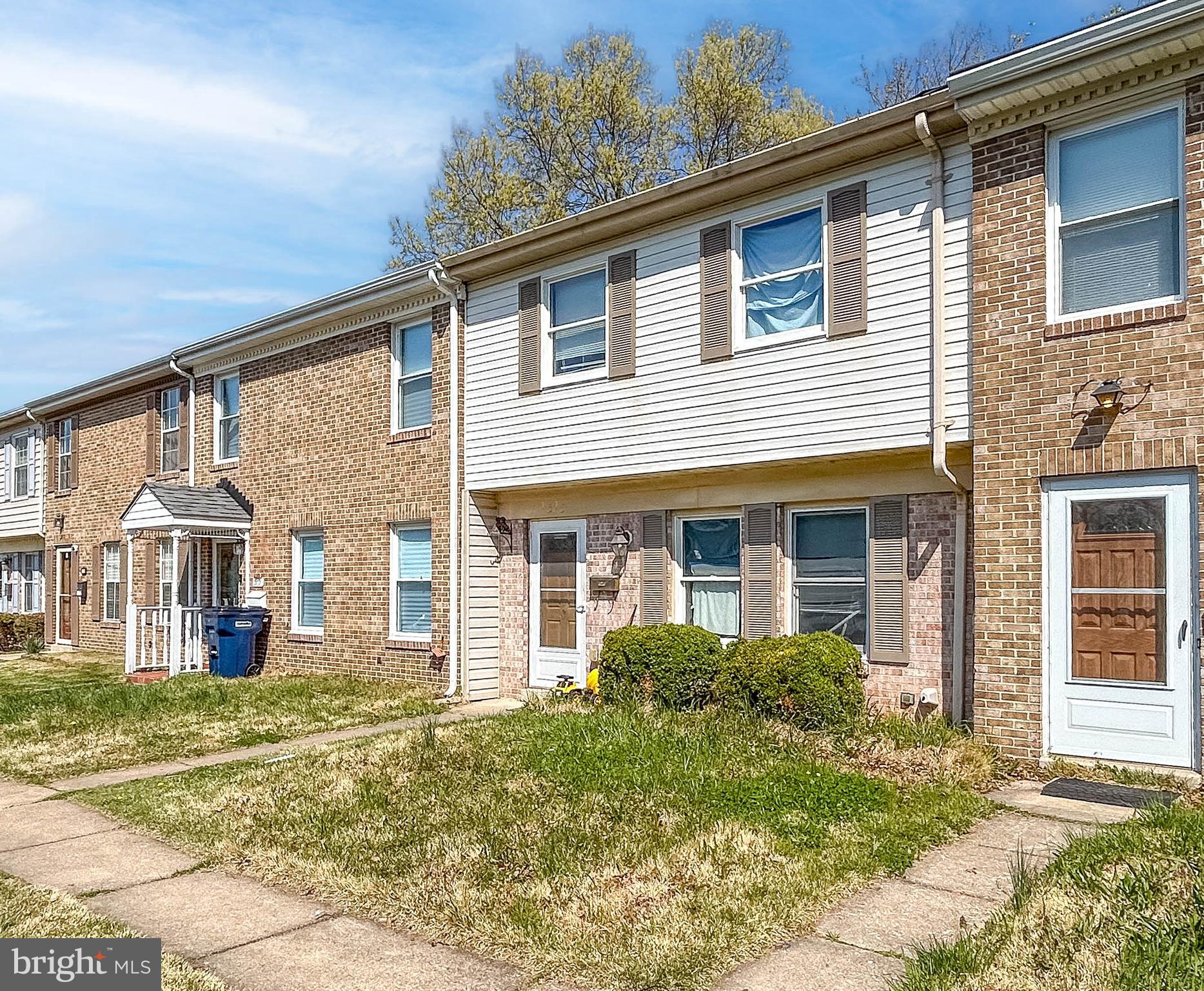 HARFORD SQUARE - Residential