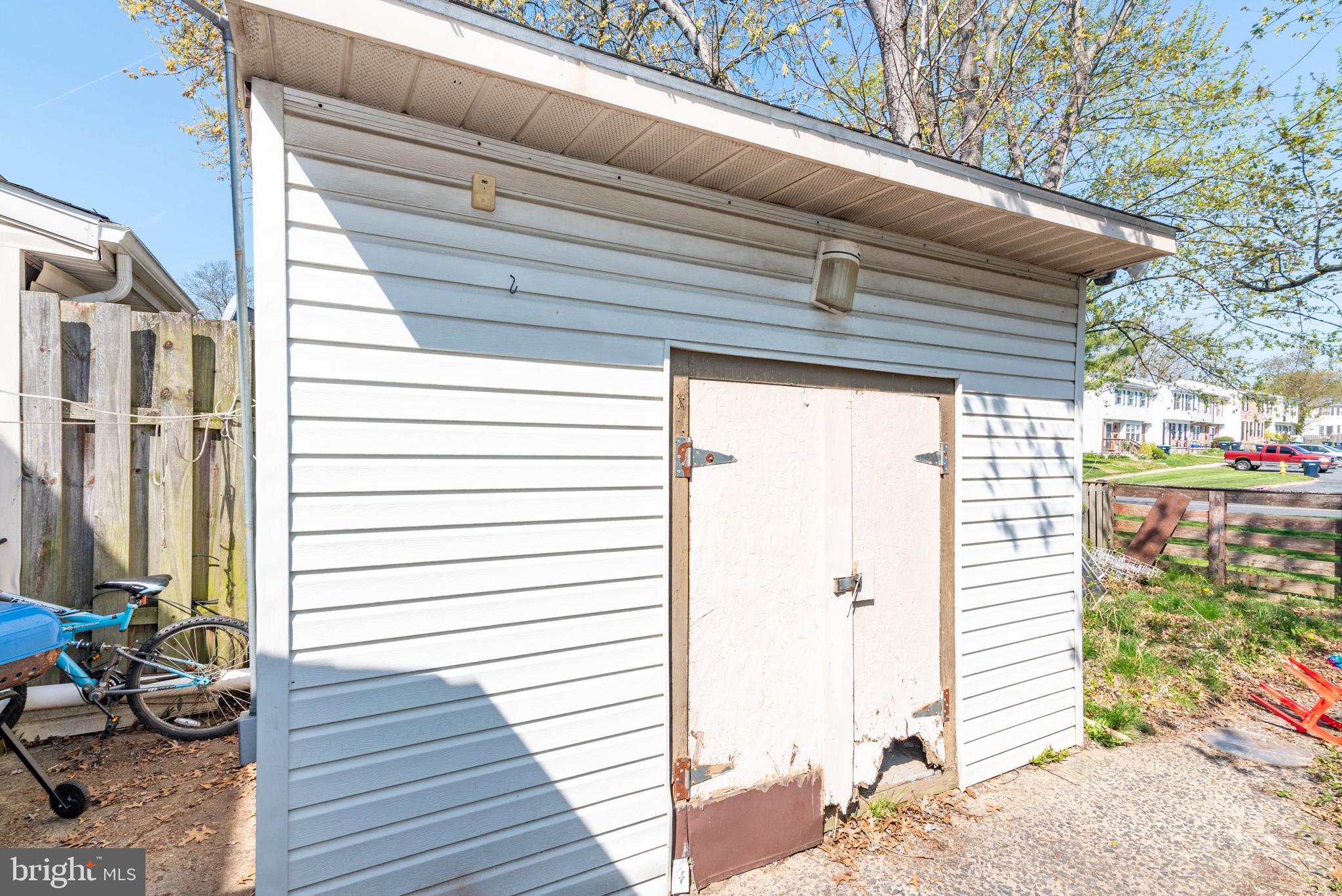 HARFORD SQUARE - Residential