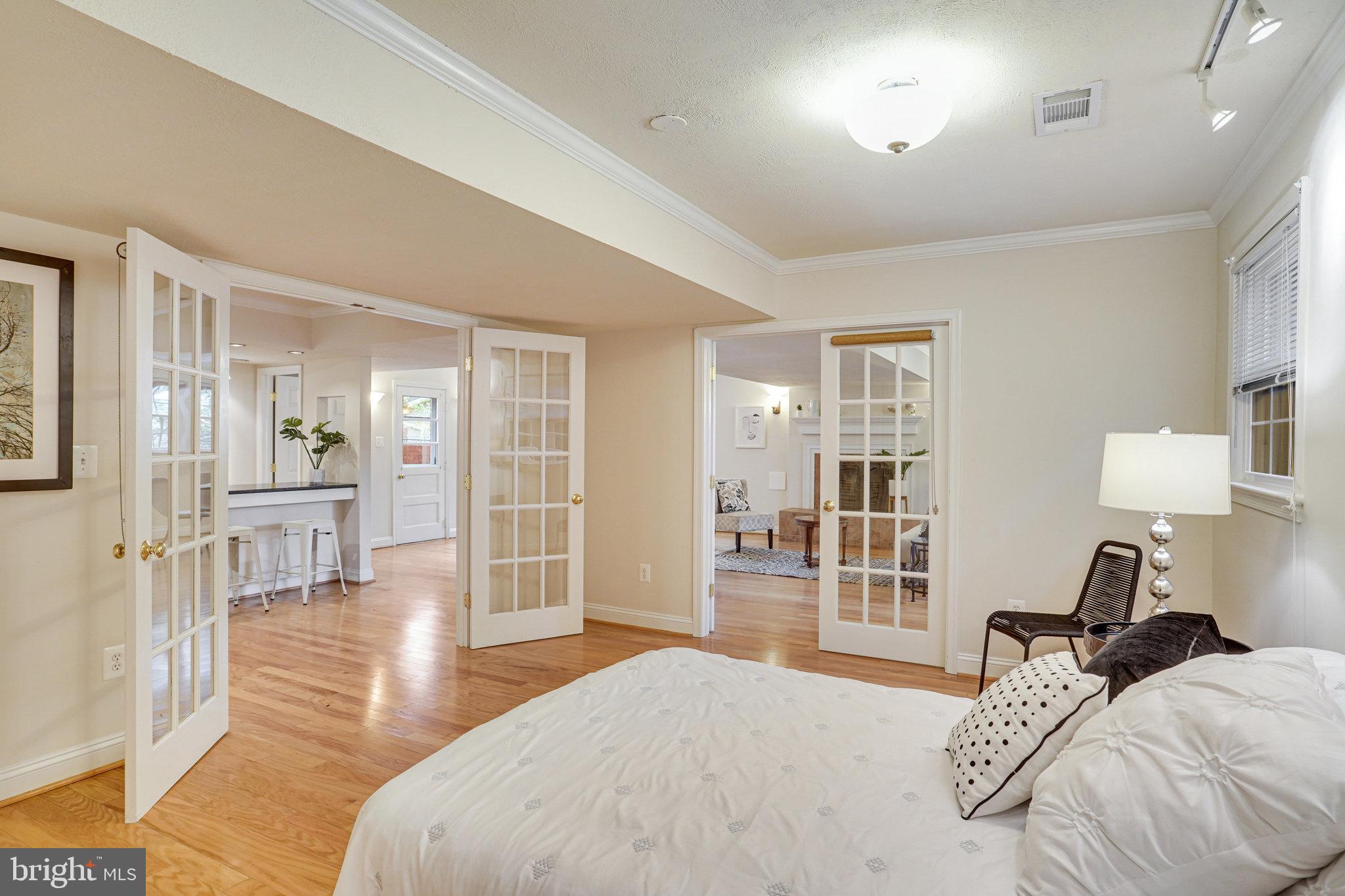 MANTUA - Residential