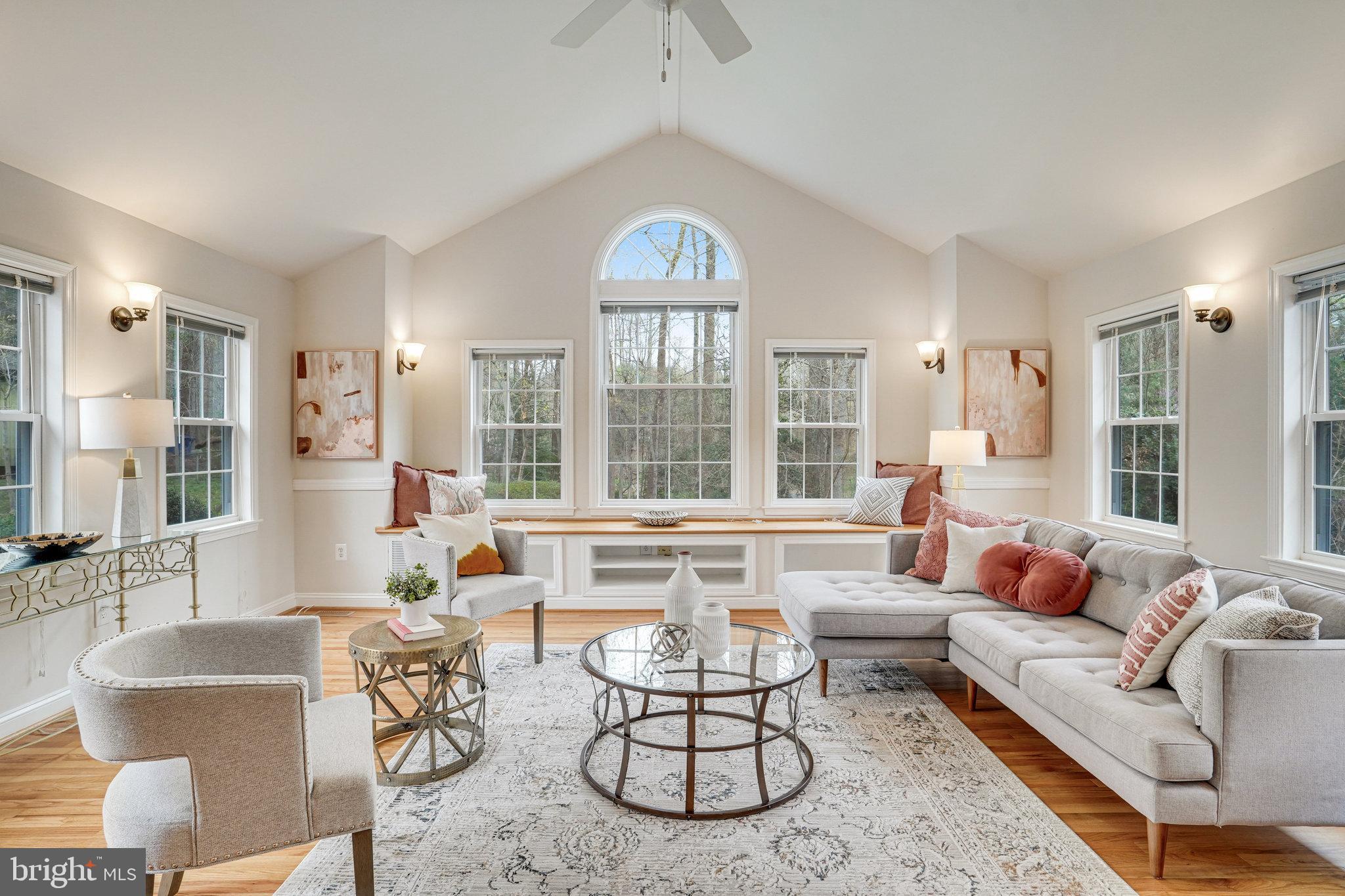 MANTUA - Residential