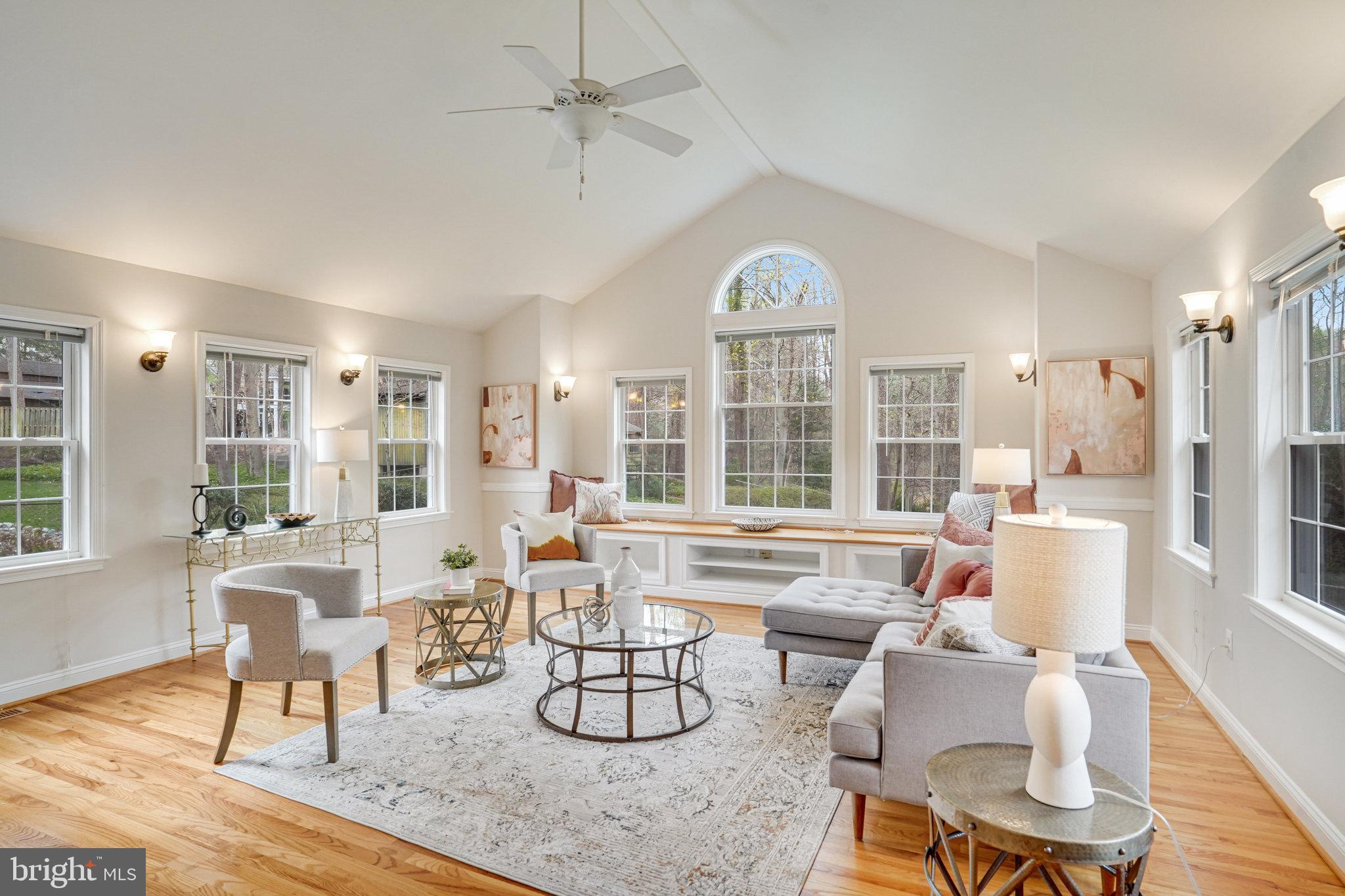 MANTUA - Residential