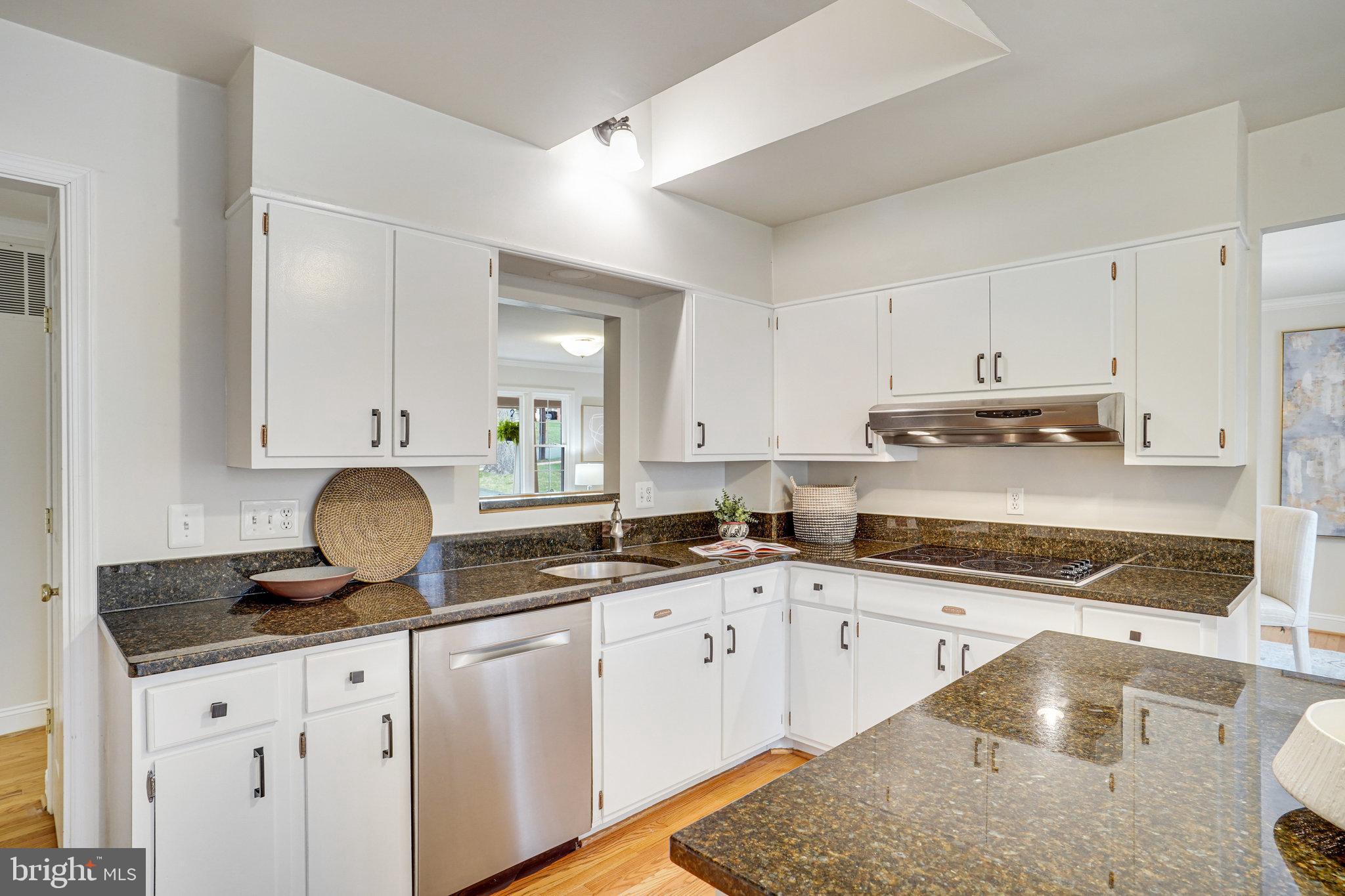 MANTUA - Residential