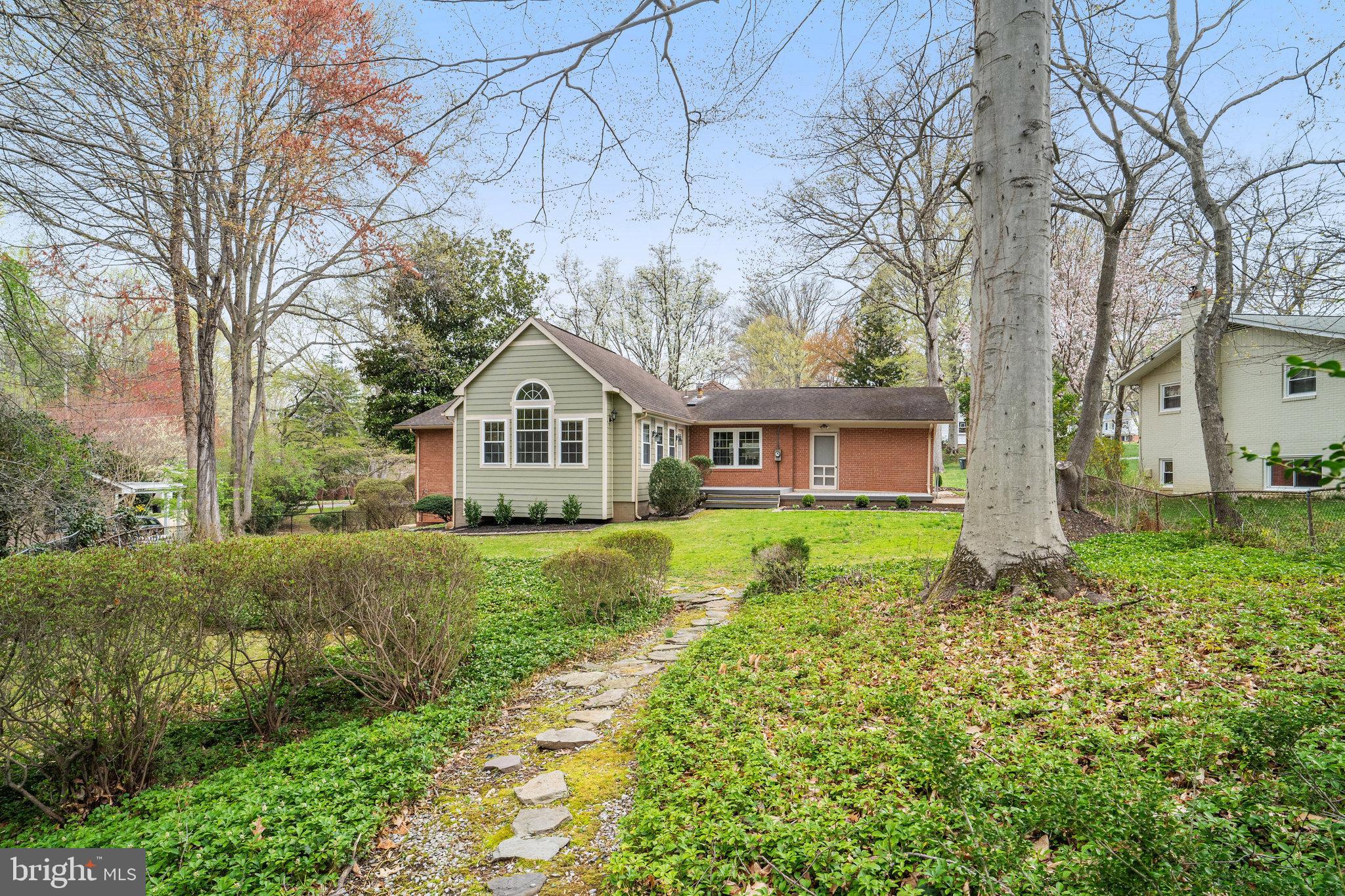 MANTUA - Residential