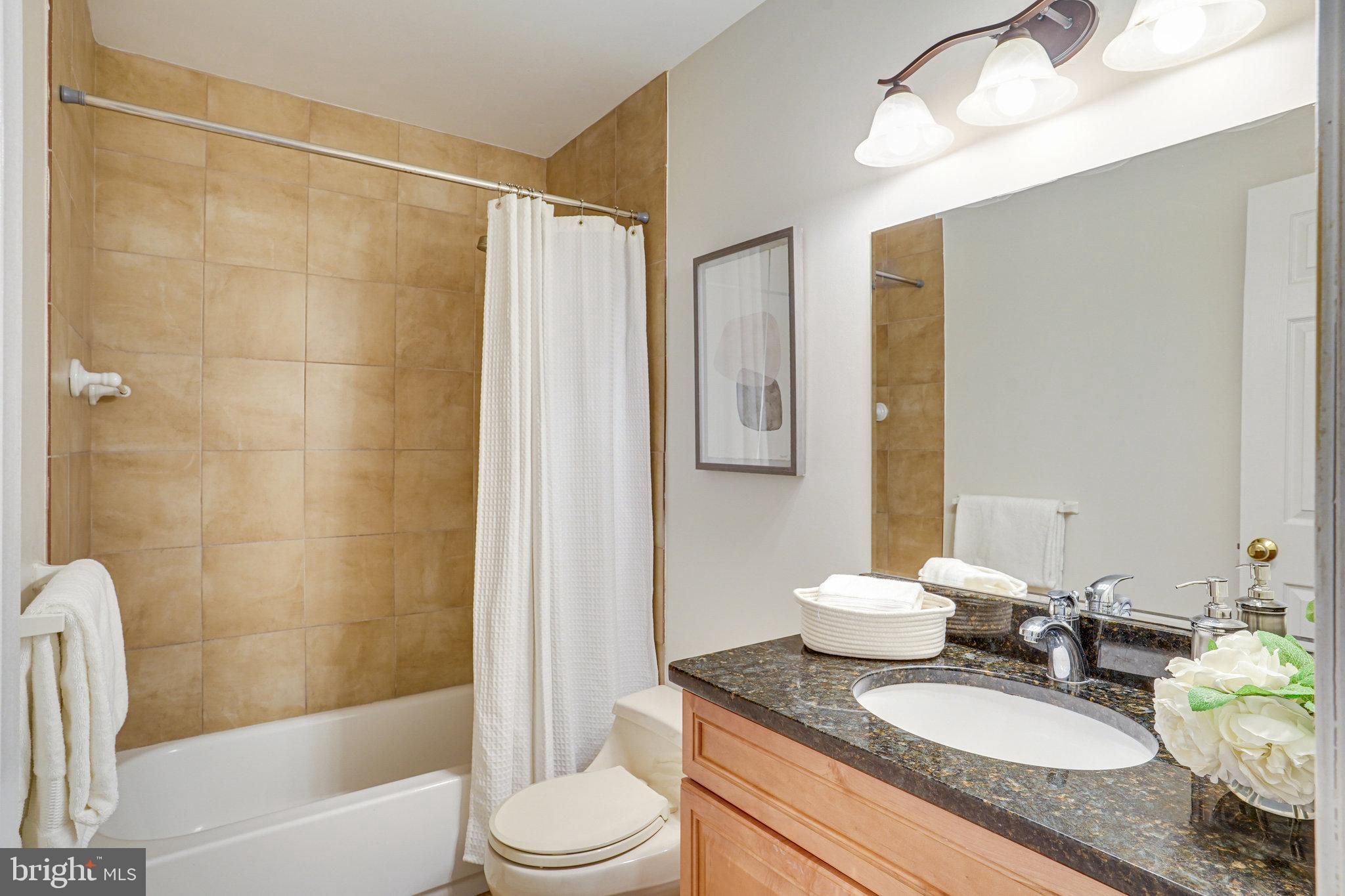 MANTUA - Residential