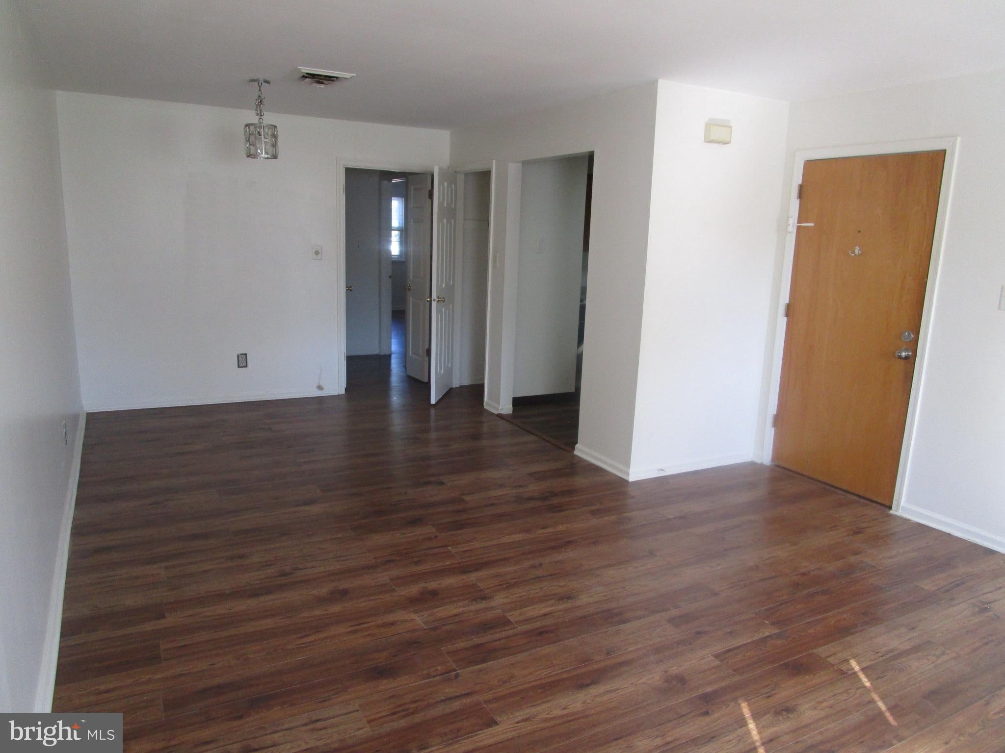 44 S S. LANSDOWNE AVE. AVENUE 202