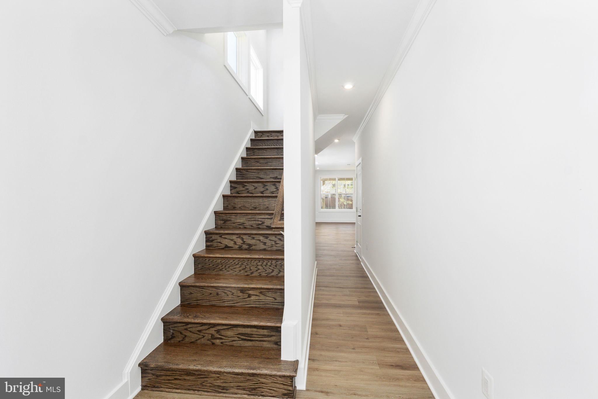 8460 BEGONIA LANE