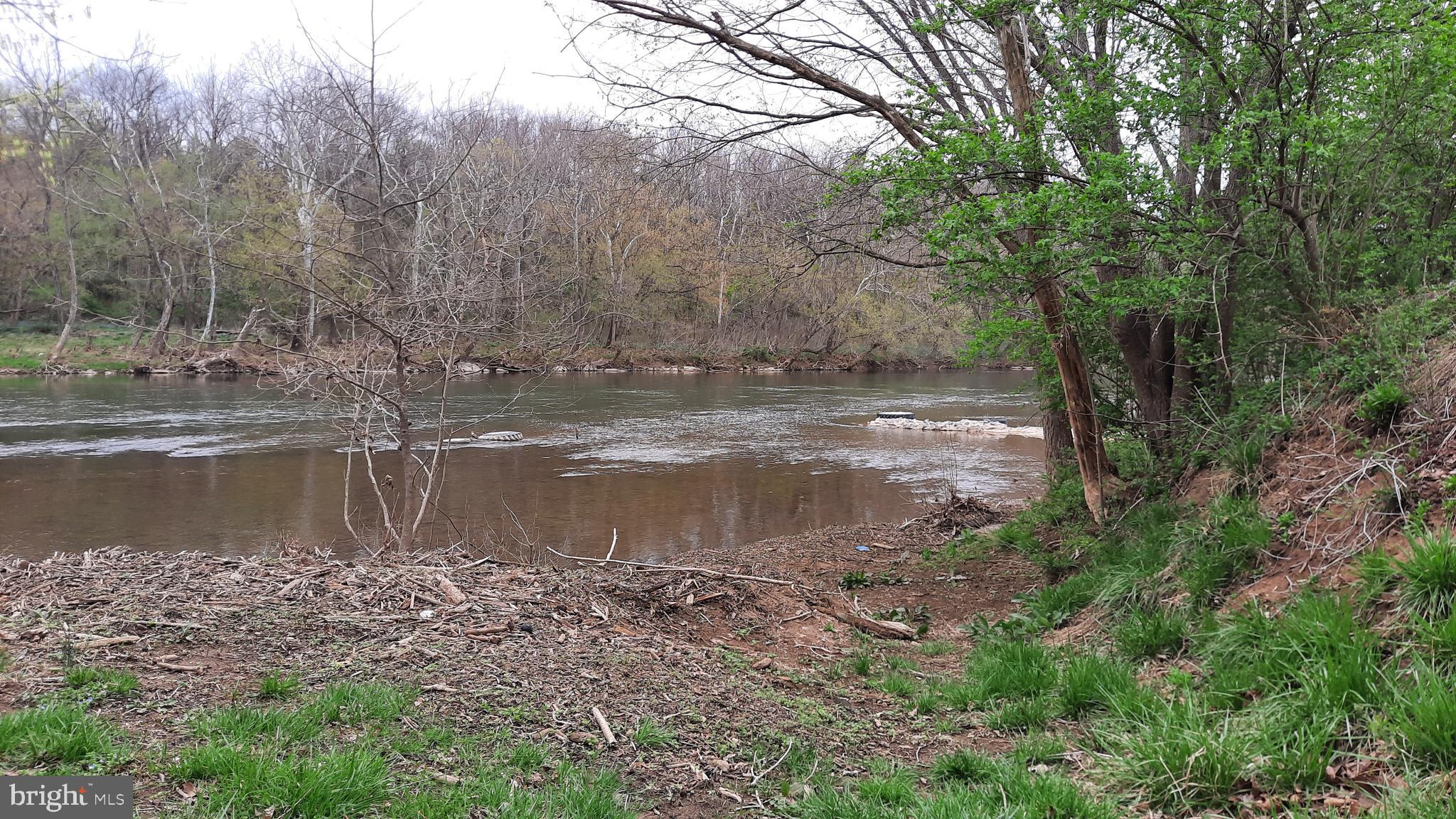 SHEN FARMS RIVERVIEW - Land