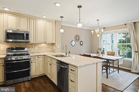 Photo of 12908 Fair Briar Lane, FAIRFAX, VA 22033 (MLS # VAFX2338492)
