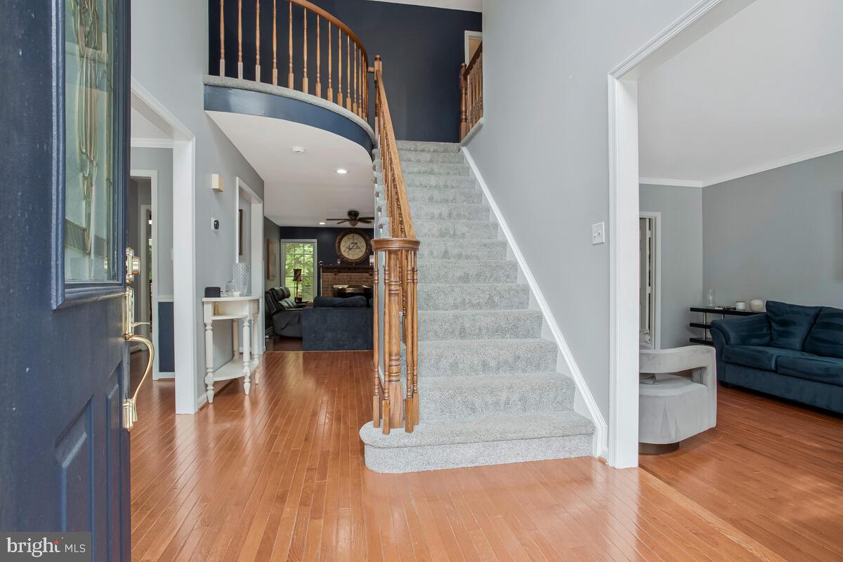 TALL OAKS CROSSING - Residential