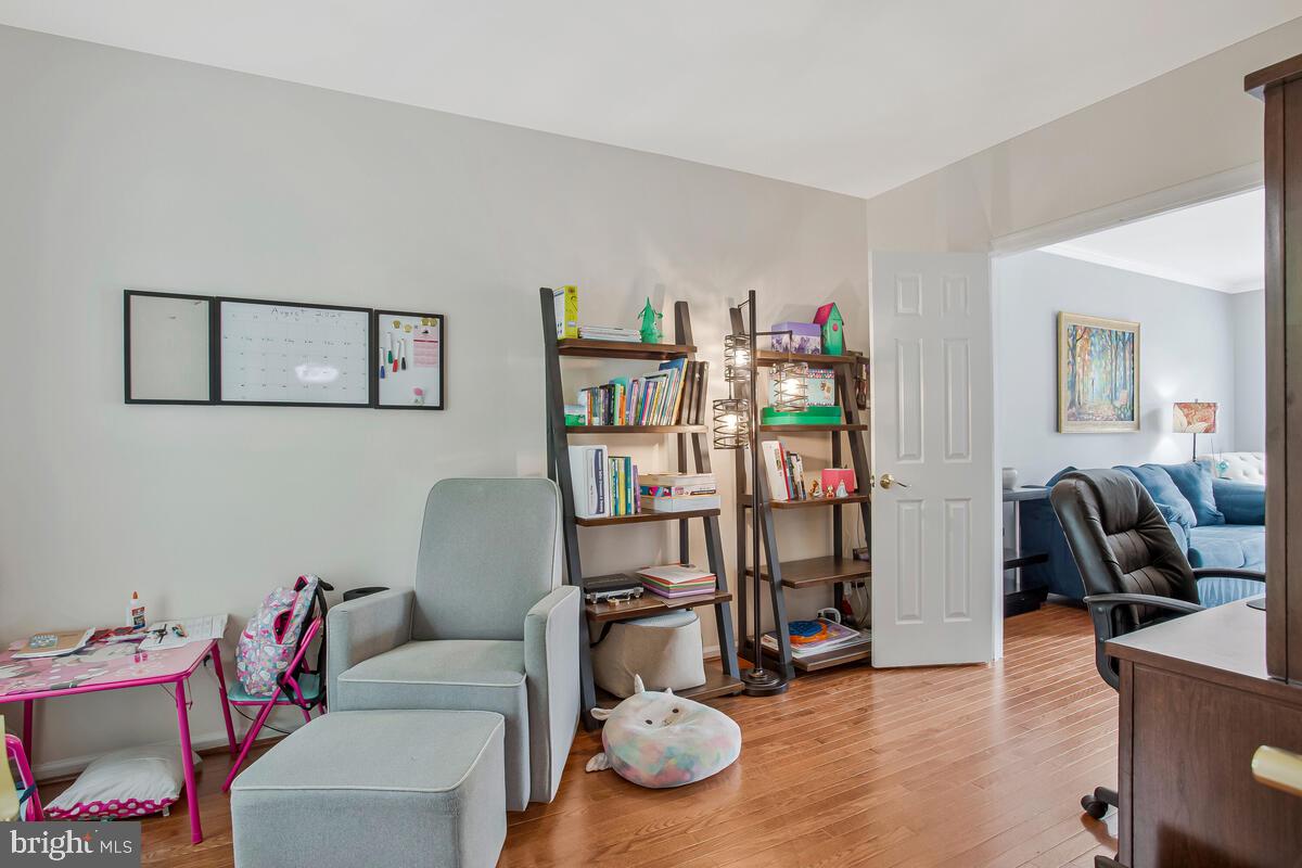 TALL OAKS CROSSING - Residential