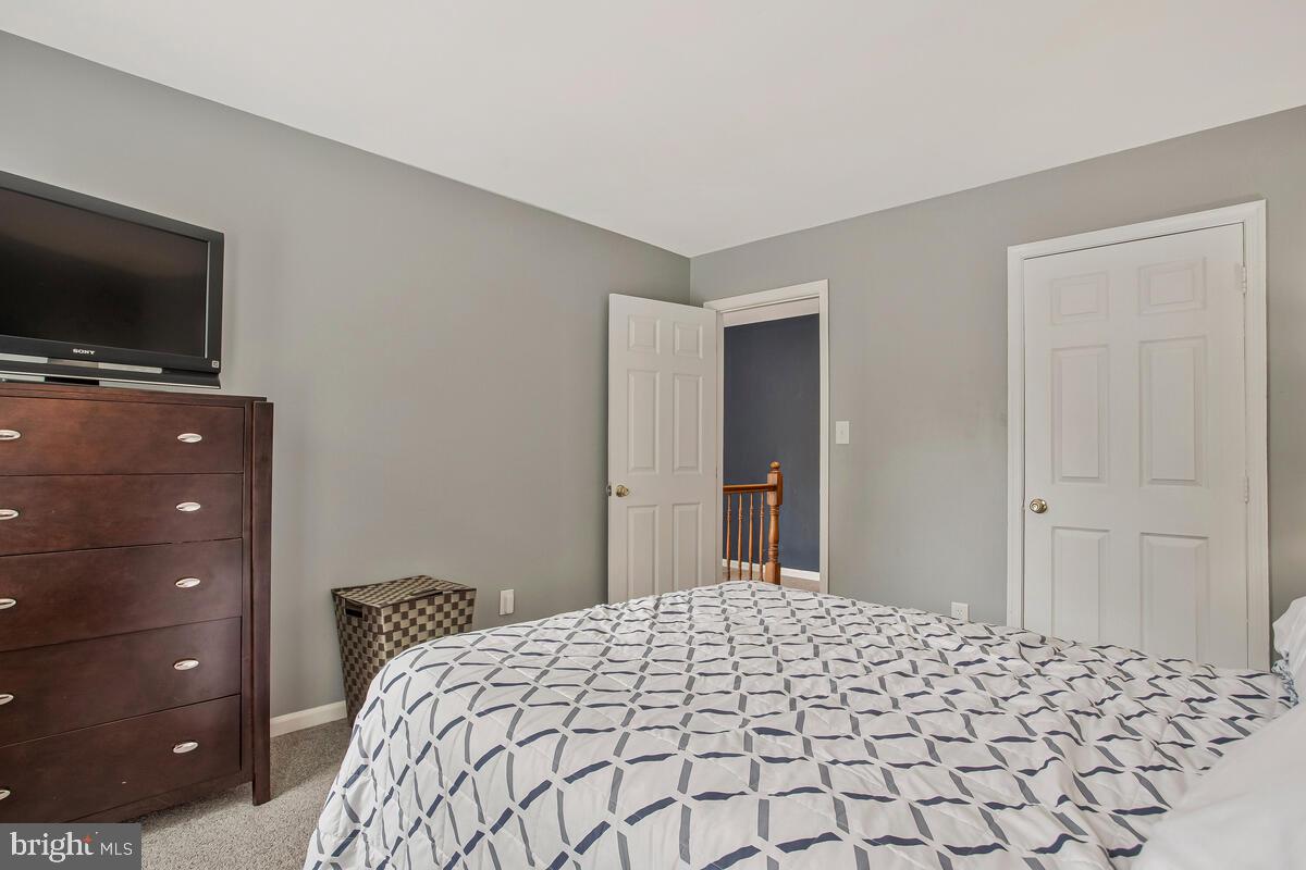 TALL OAKS CROSSING - Residential