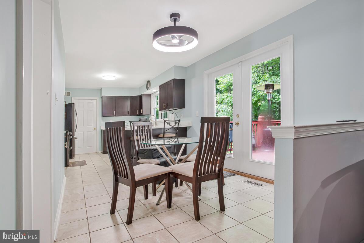 TALL OAKS CROSSING - Residential