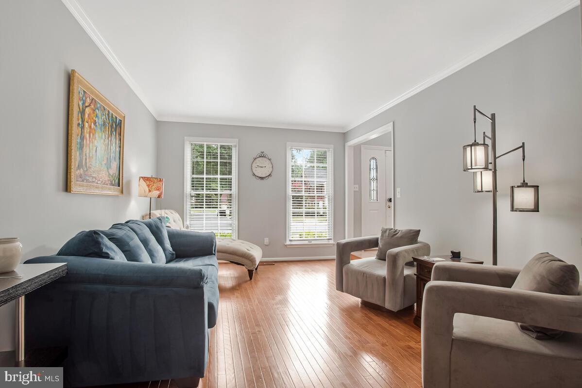 TALL OAKS CROSSING - Residential