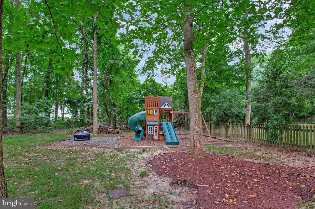 TALL OAKS CROSSING - Residential