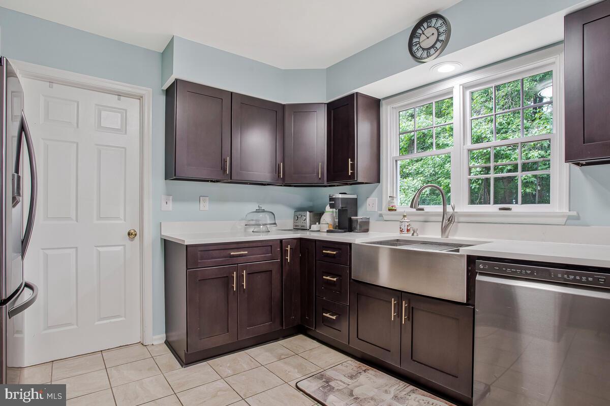 TALL OAKS CROSSING - Residential