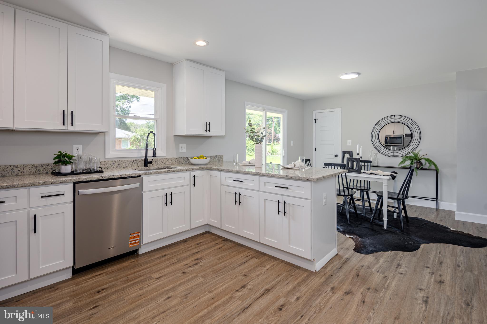 STONEYBROOK - Residential