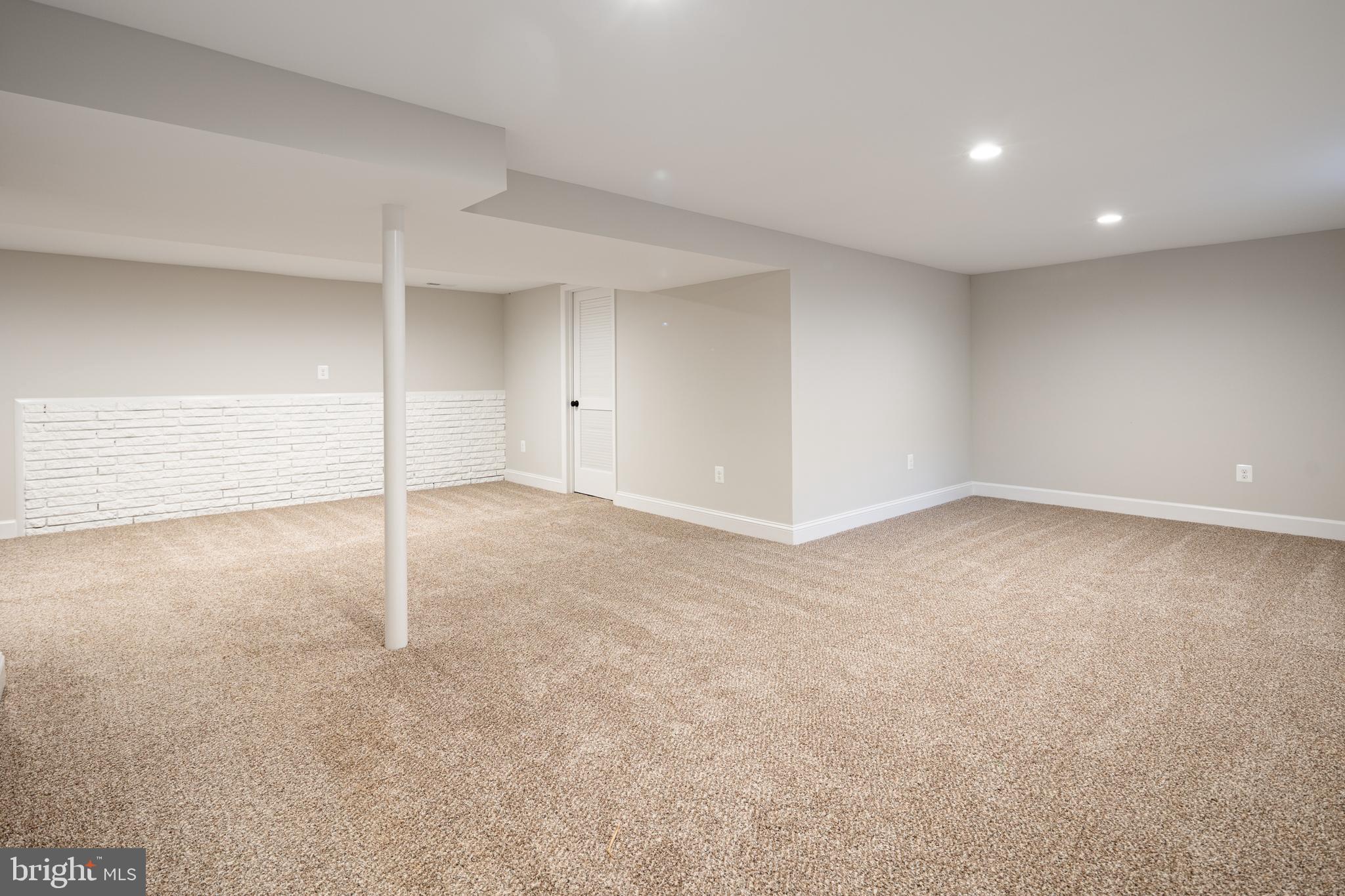 STONEYBROOK - Residential