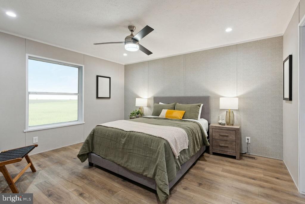 CHESTNUT POINT ESTATES & MARINA - Residential