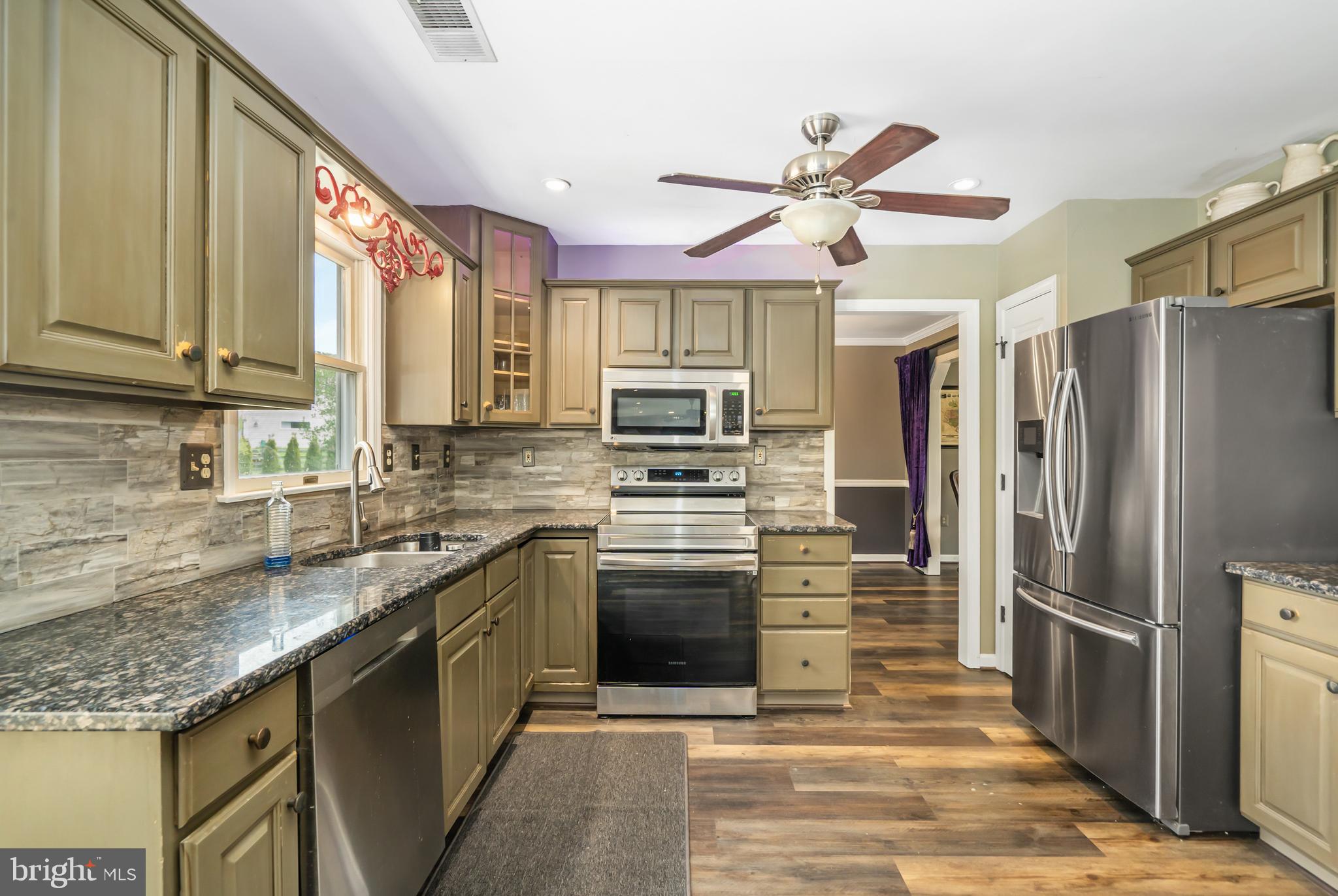 BLUE RIDGE MANOR - Residential