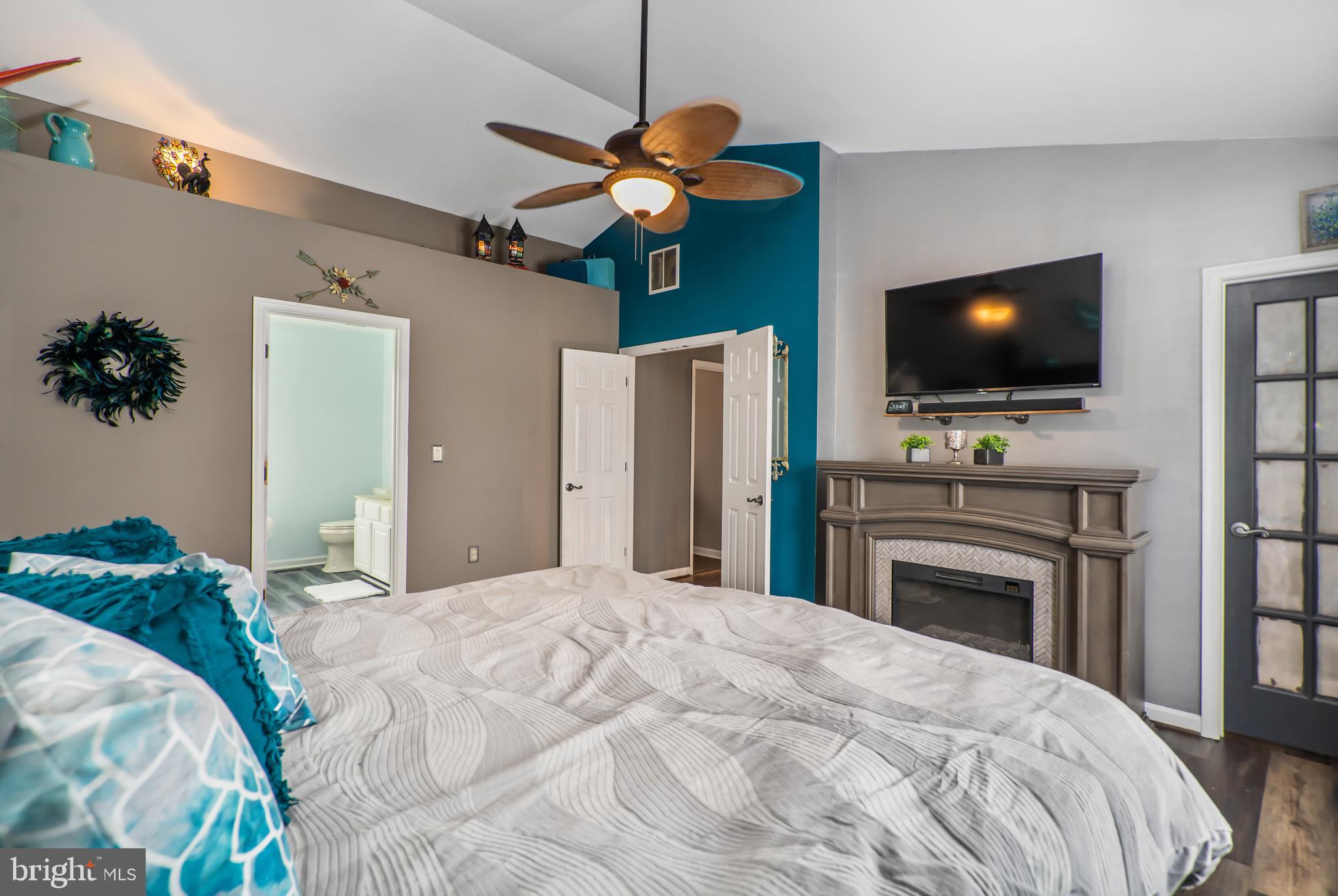 BLUE RIDGE MANOR - Residential