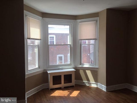 Condo For Rent - 703 W Annsbury Street #2ND FLOOR APARTMENT<br/> Philadelphia County, PHILADELPHIA, PA 19140