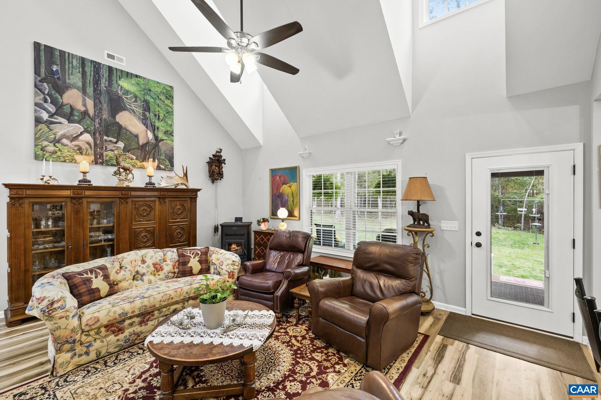 SHENANDOAH CROSSING - Residential