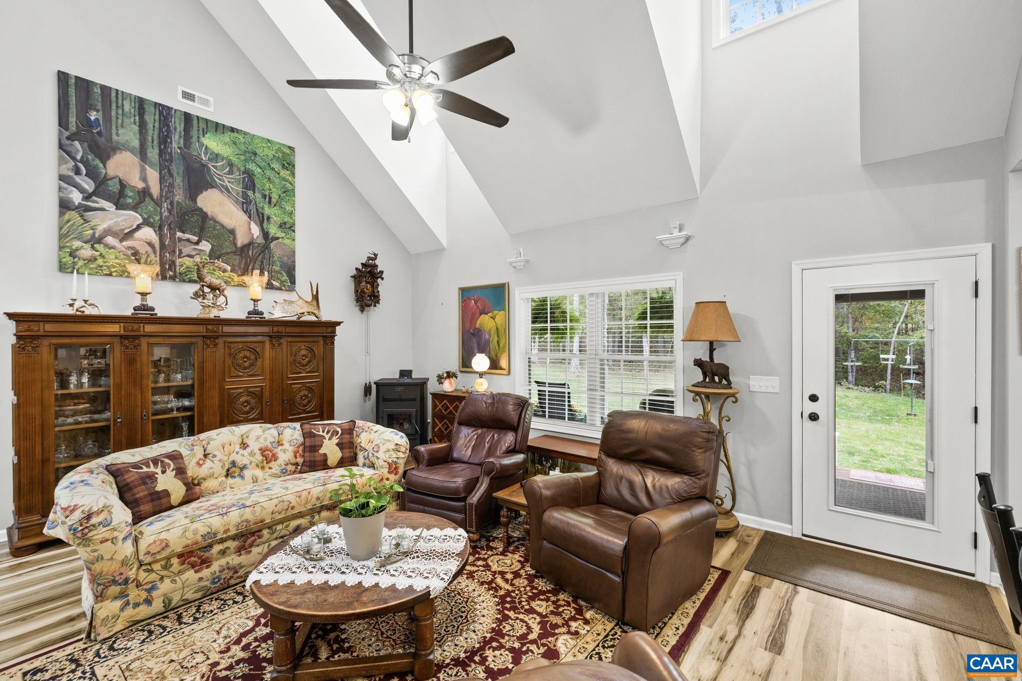 SHENANDOAH CROSSING - Residential