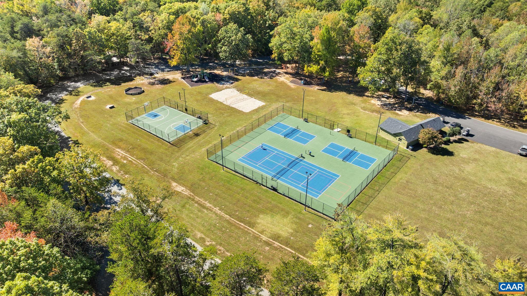 SHENANDOAH CROSSING - Residential