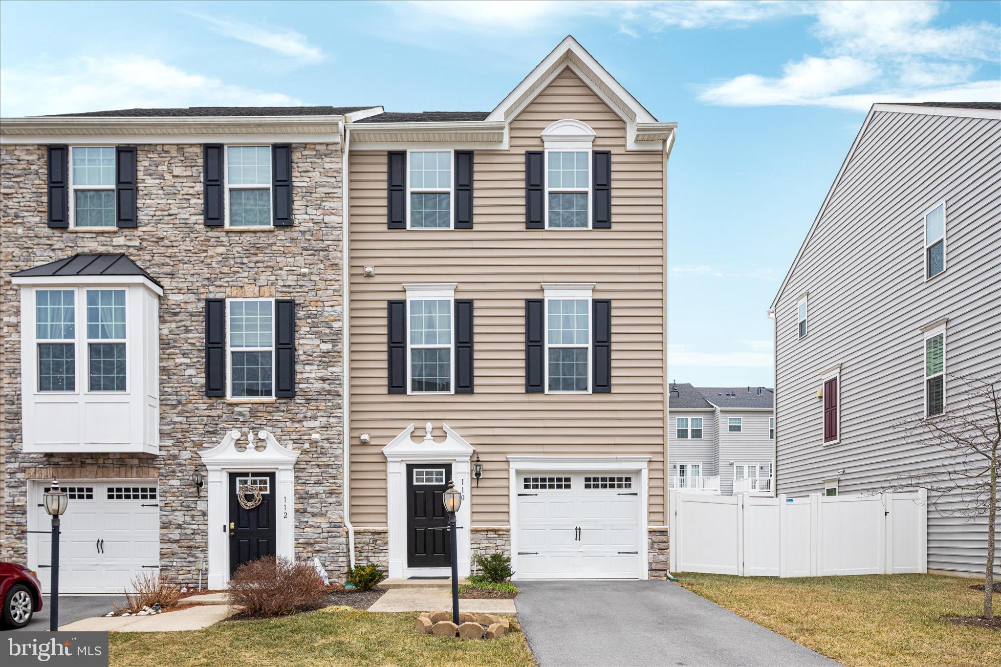 LAKE FREDERICK - Residential