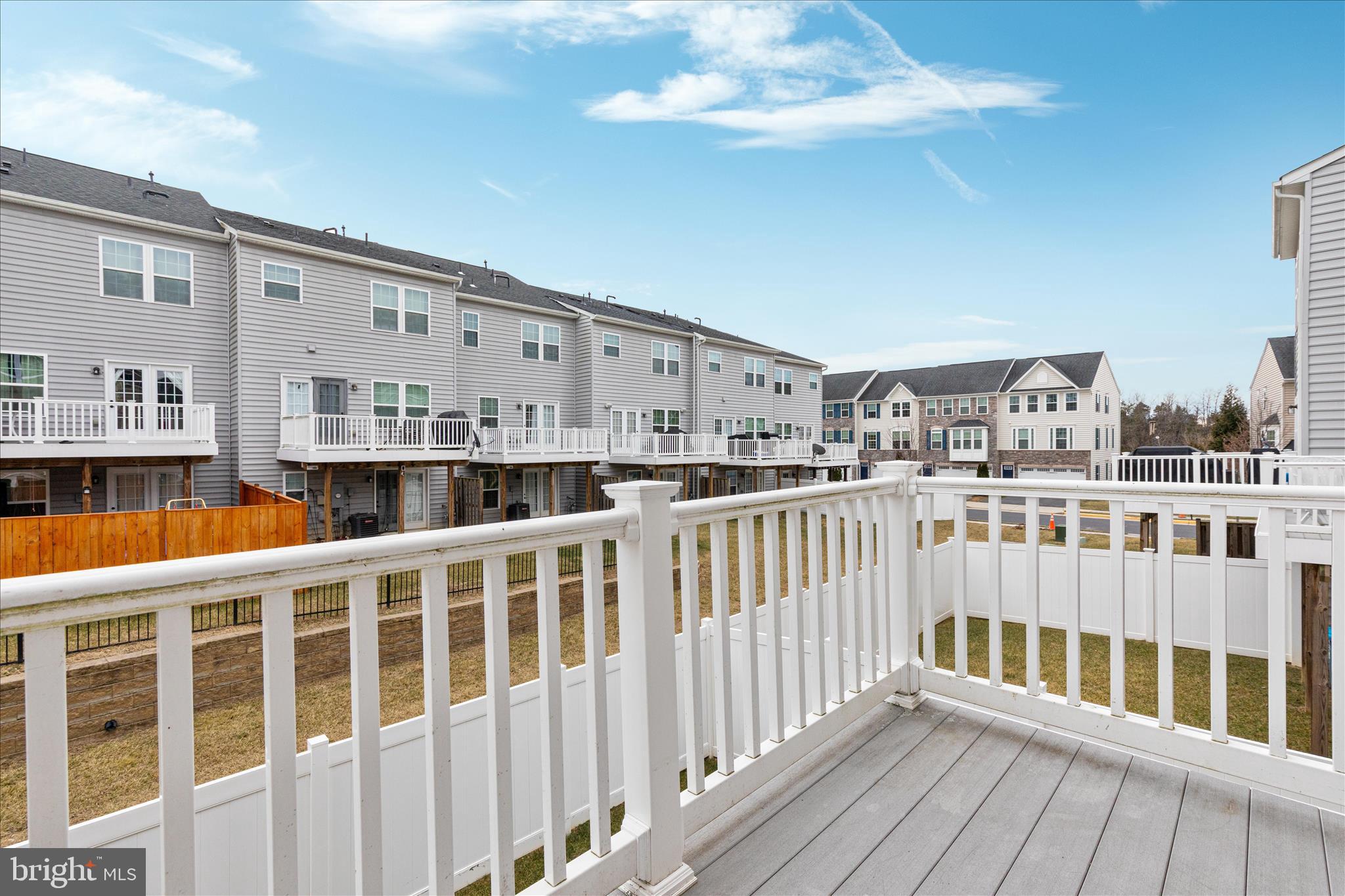 LAKE FREDERICK - Residential