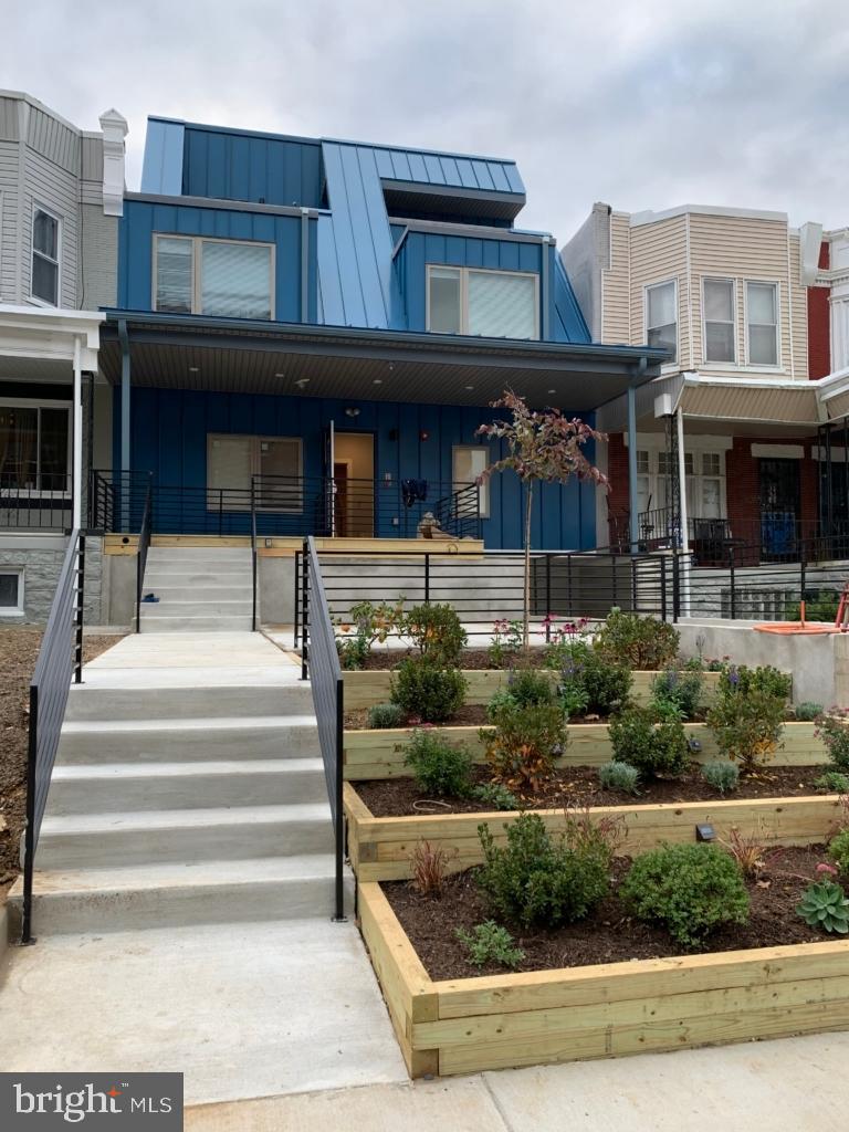 UNIVERSITY CITY - Residential Lease