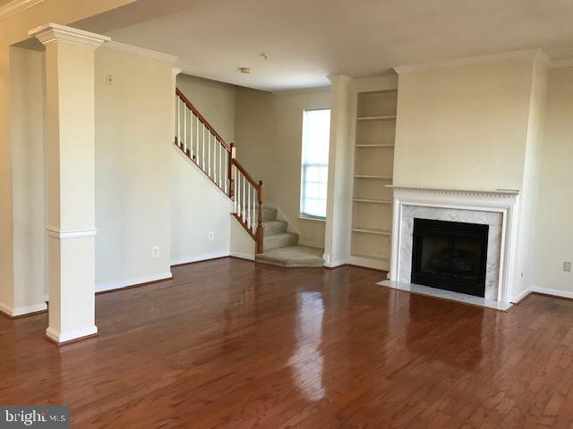 WESTBRIAR PLAZA - Residential Lease