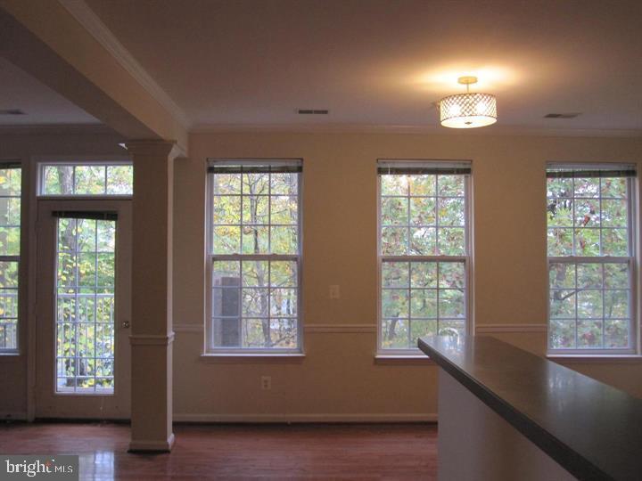 WESTBRIAR PLAZA - Residential Lease