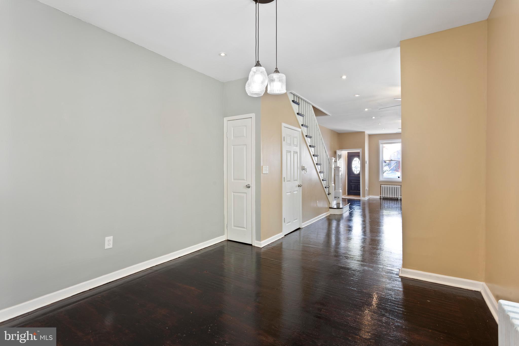 KENSINGTON - Residential Lease