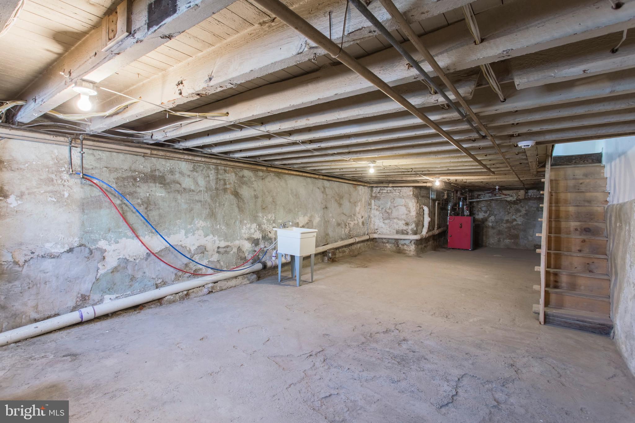 KENSINGTON - Residential Lease