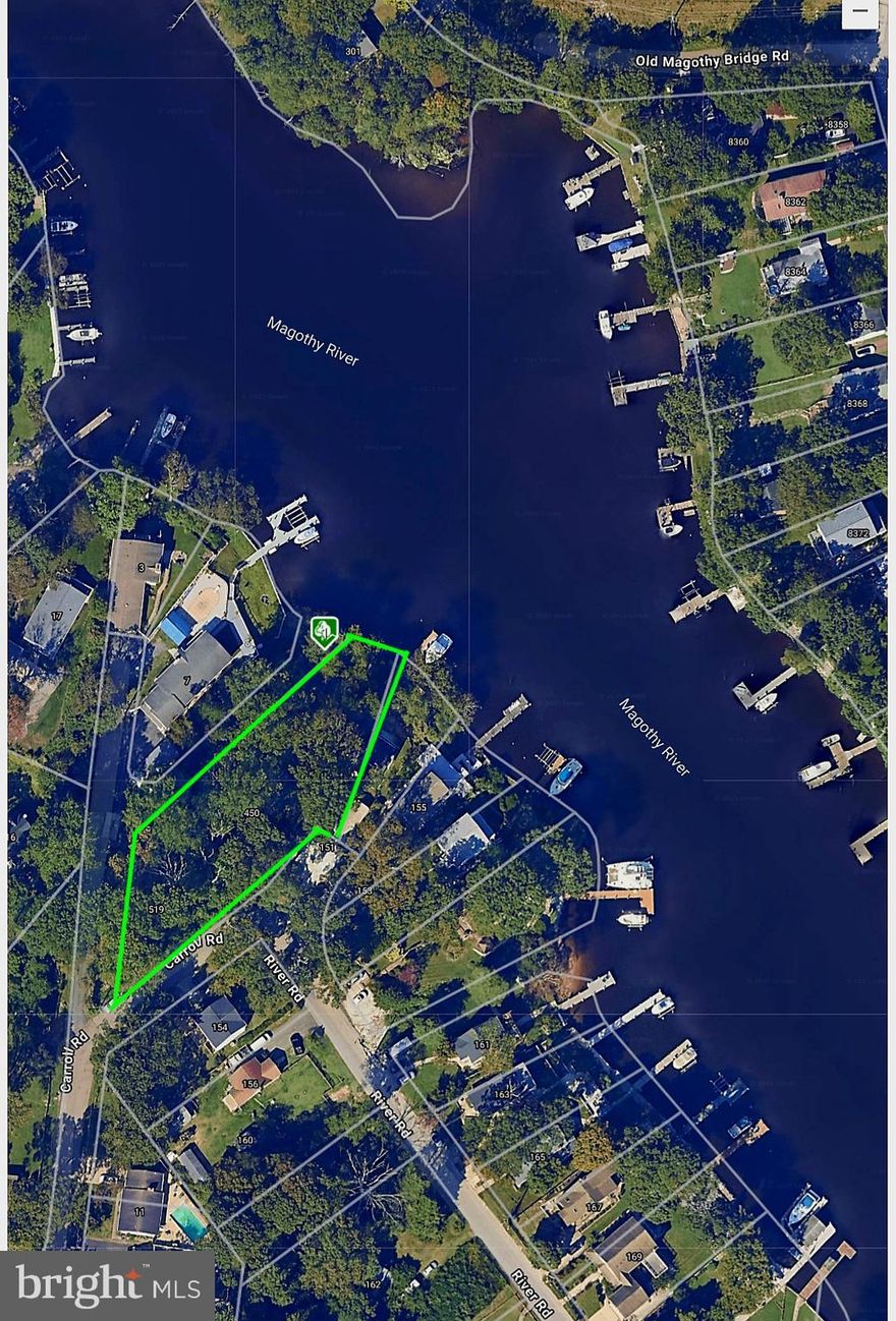 Waterfront property in Royal Beach subdivision in Pasadena**Lots 103, 104, 105, 106** Lot size is 0.682** Confirming exact location***    45 Ft of waterfrontage