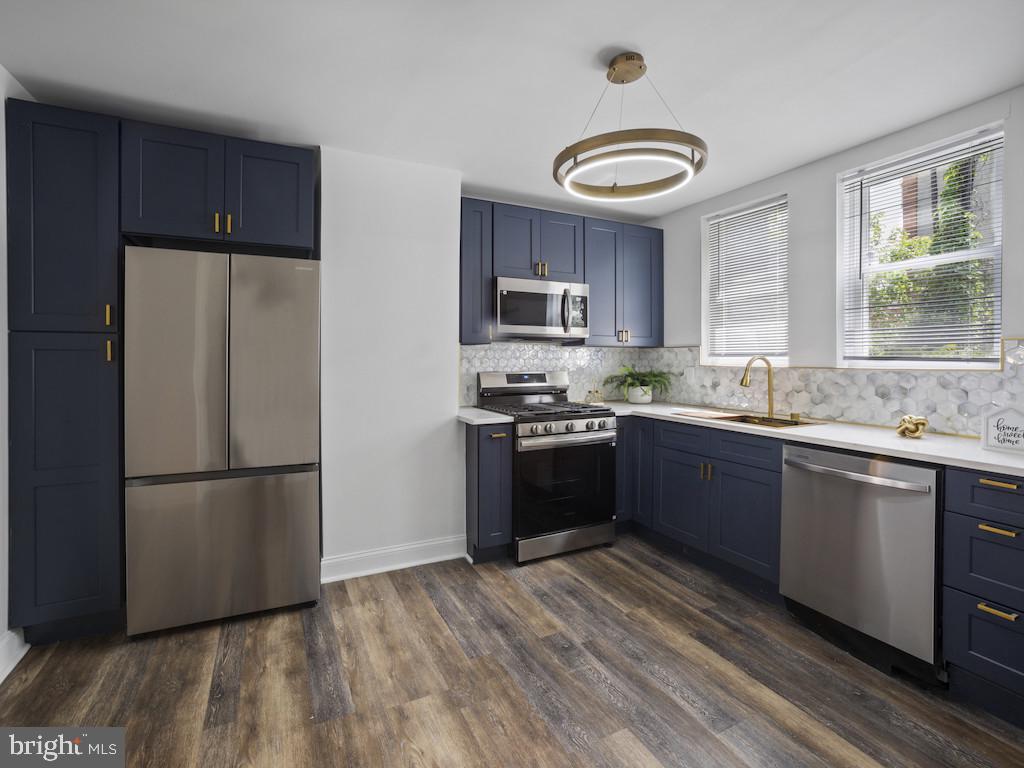 PENN NORTH - Residential