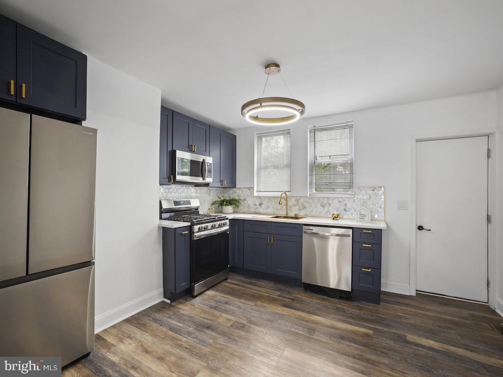 PENN NORTH - Residential