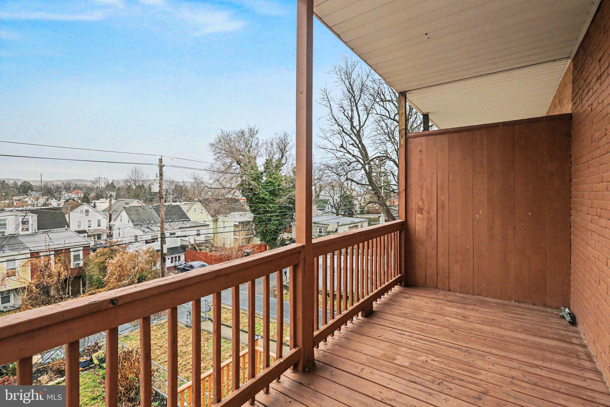 ALLISON HILL - Residential