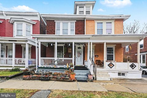 2031 SWATARA STREET HARRISBURG PA 17104