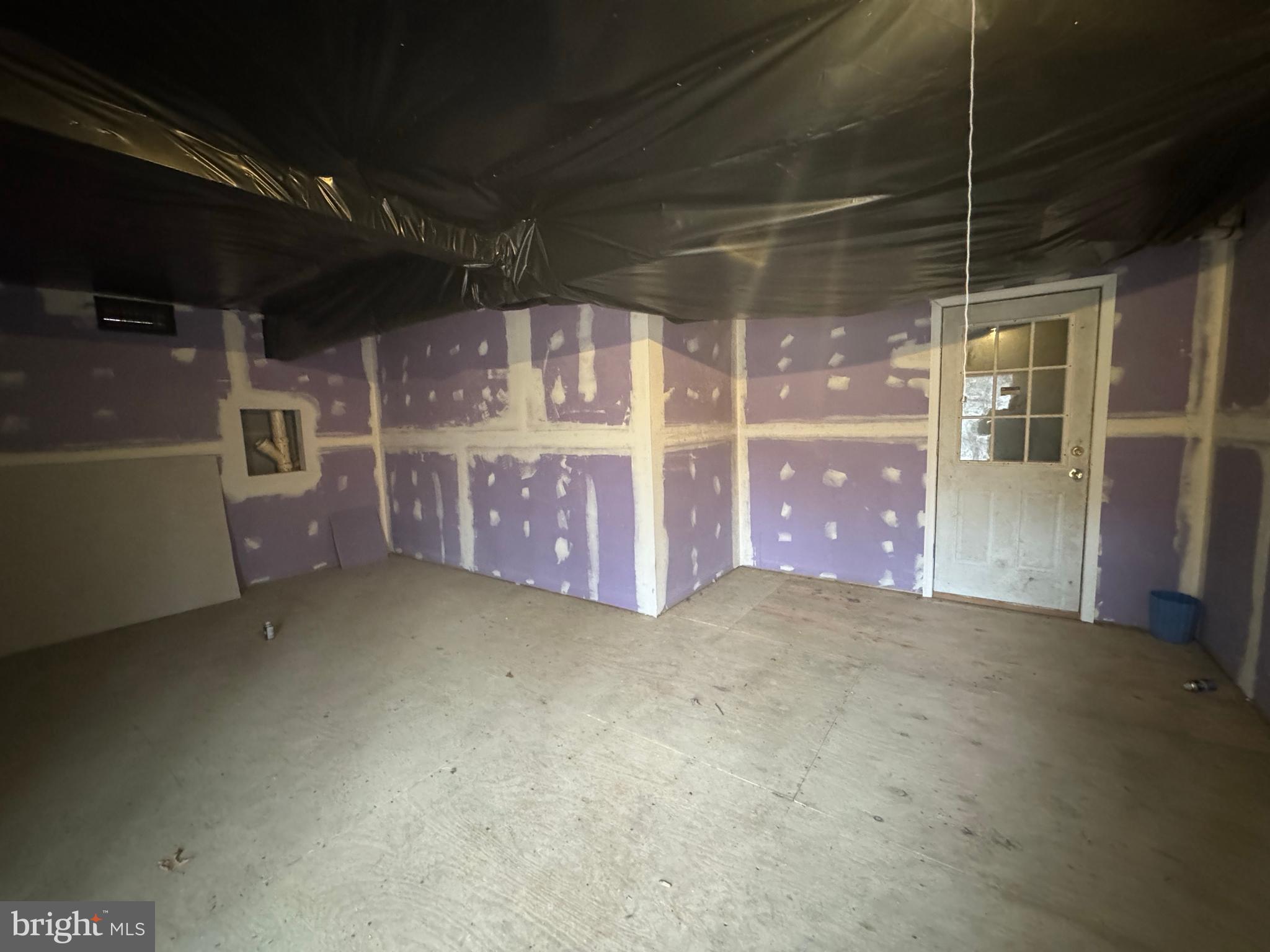 WHITE SANDS - Residential