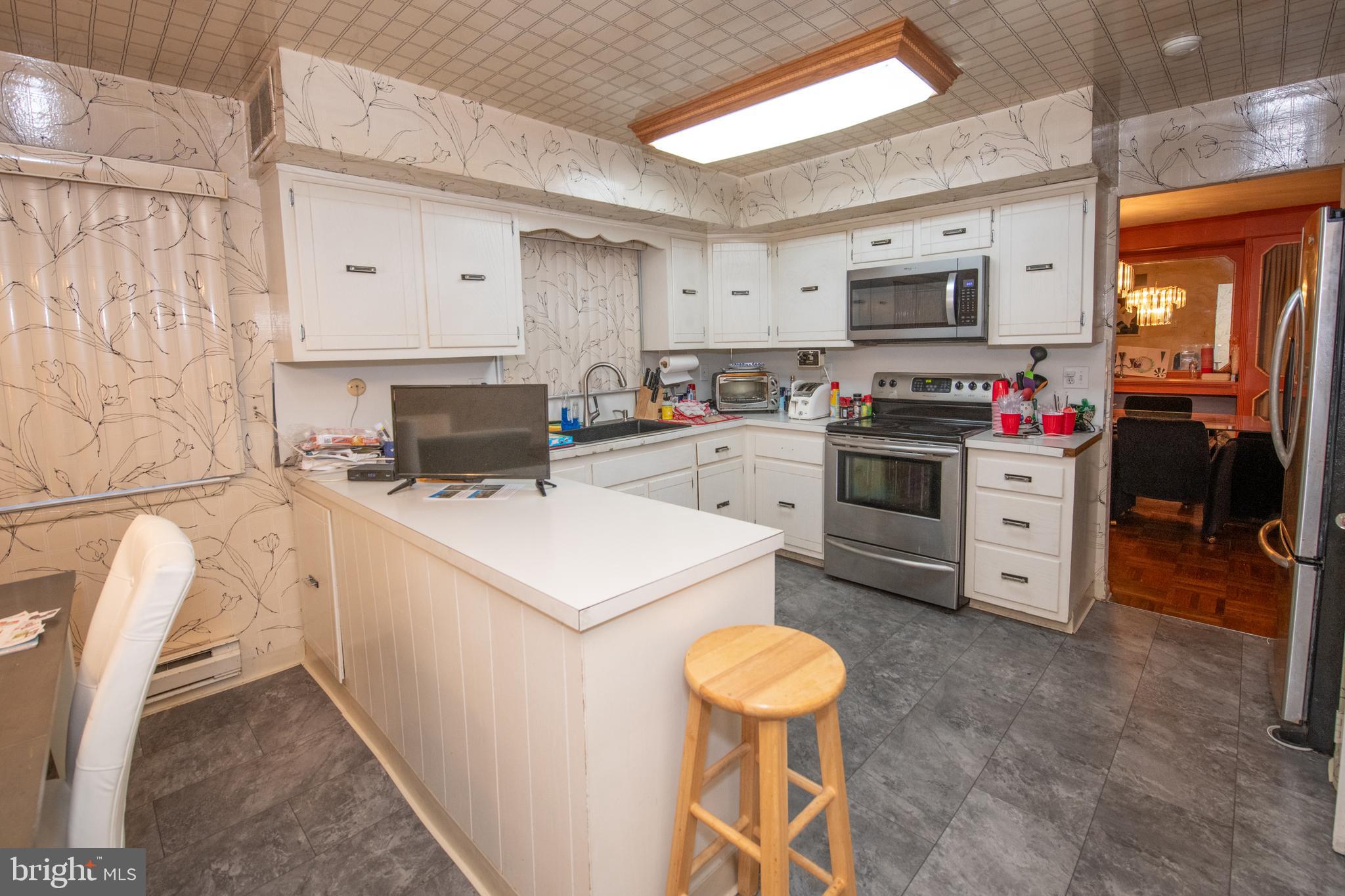 JUSTA FARMS - Residential