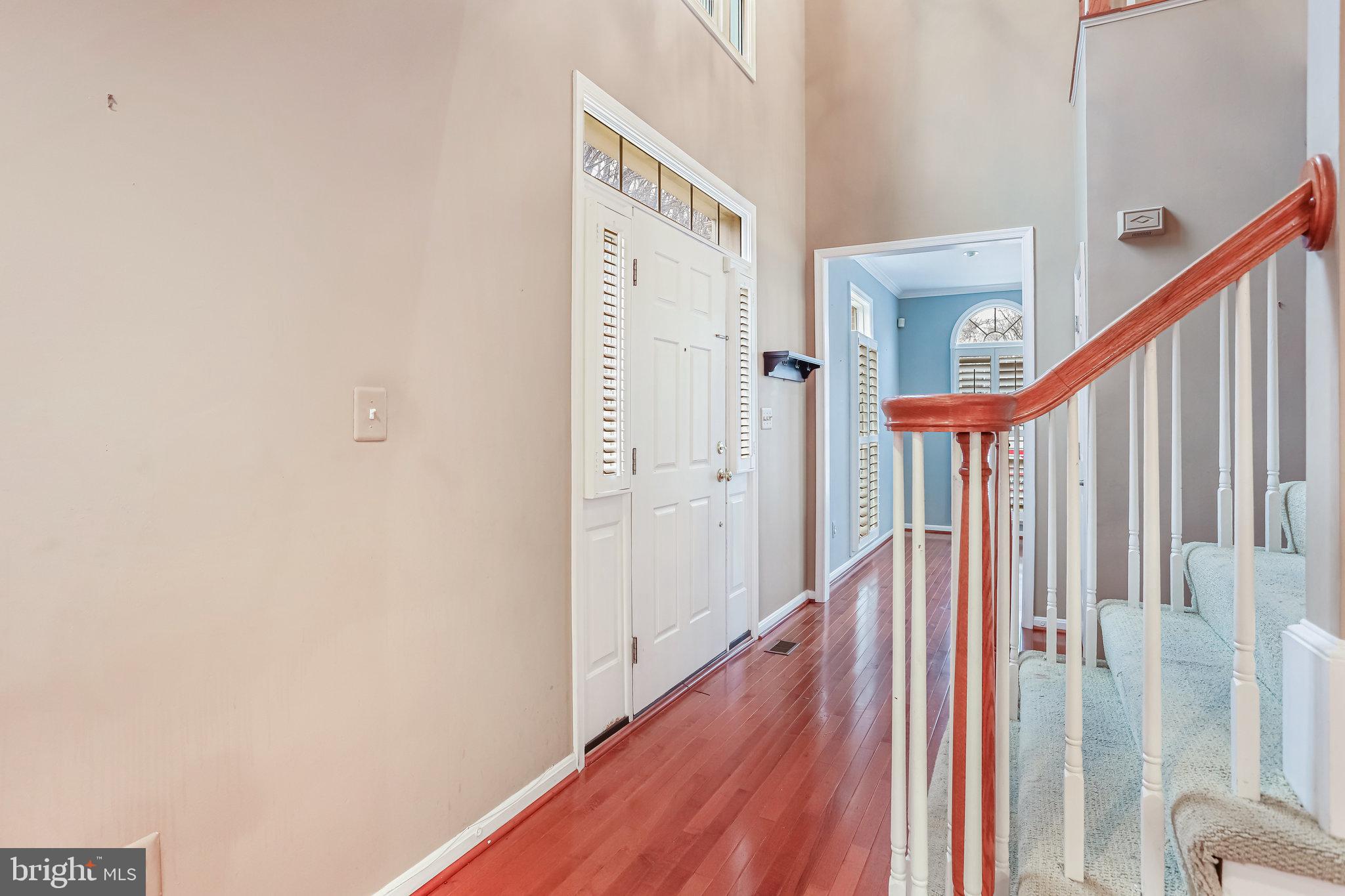 ROSE HILL FALLS - Residential