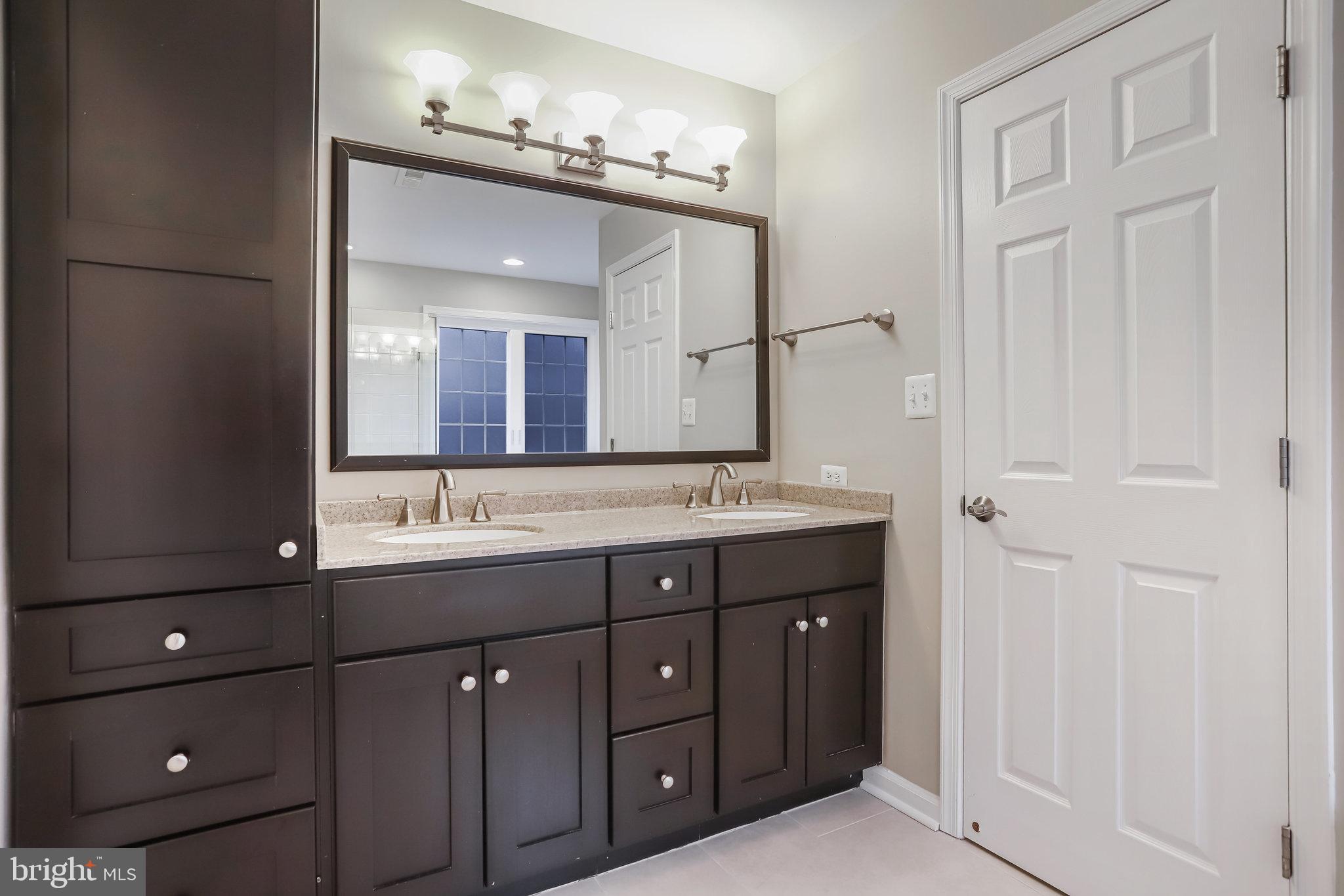 ROSE HILL FALLS - Residential