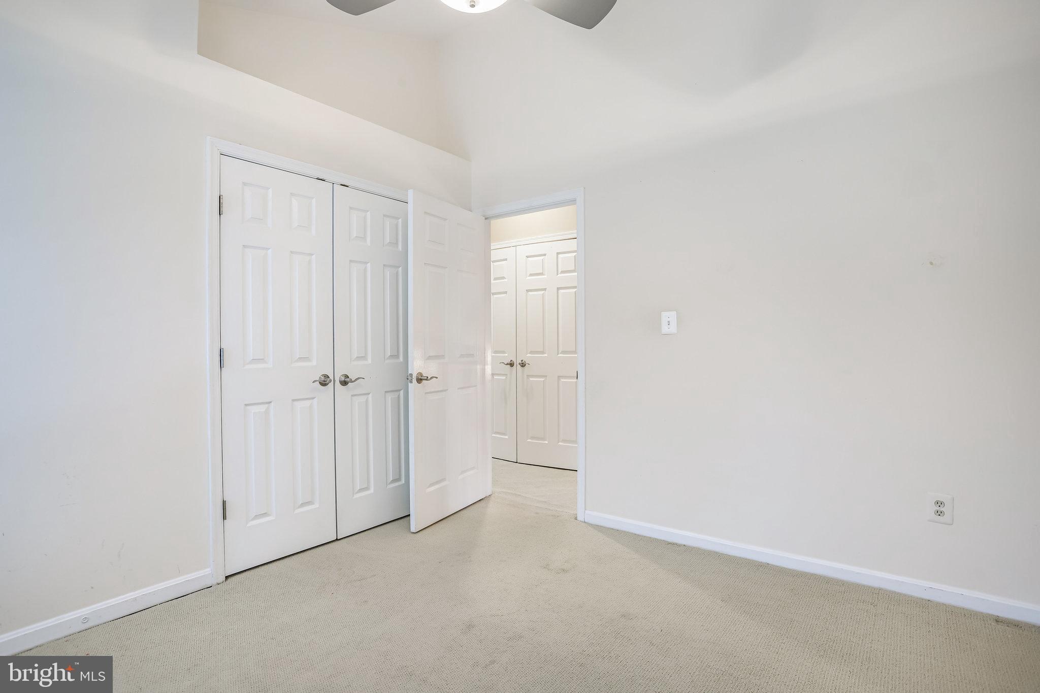 ROSE HILL FALLS - Residential